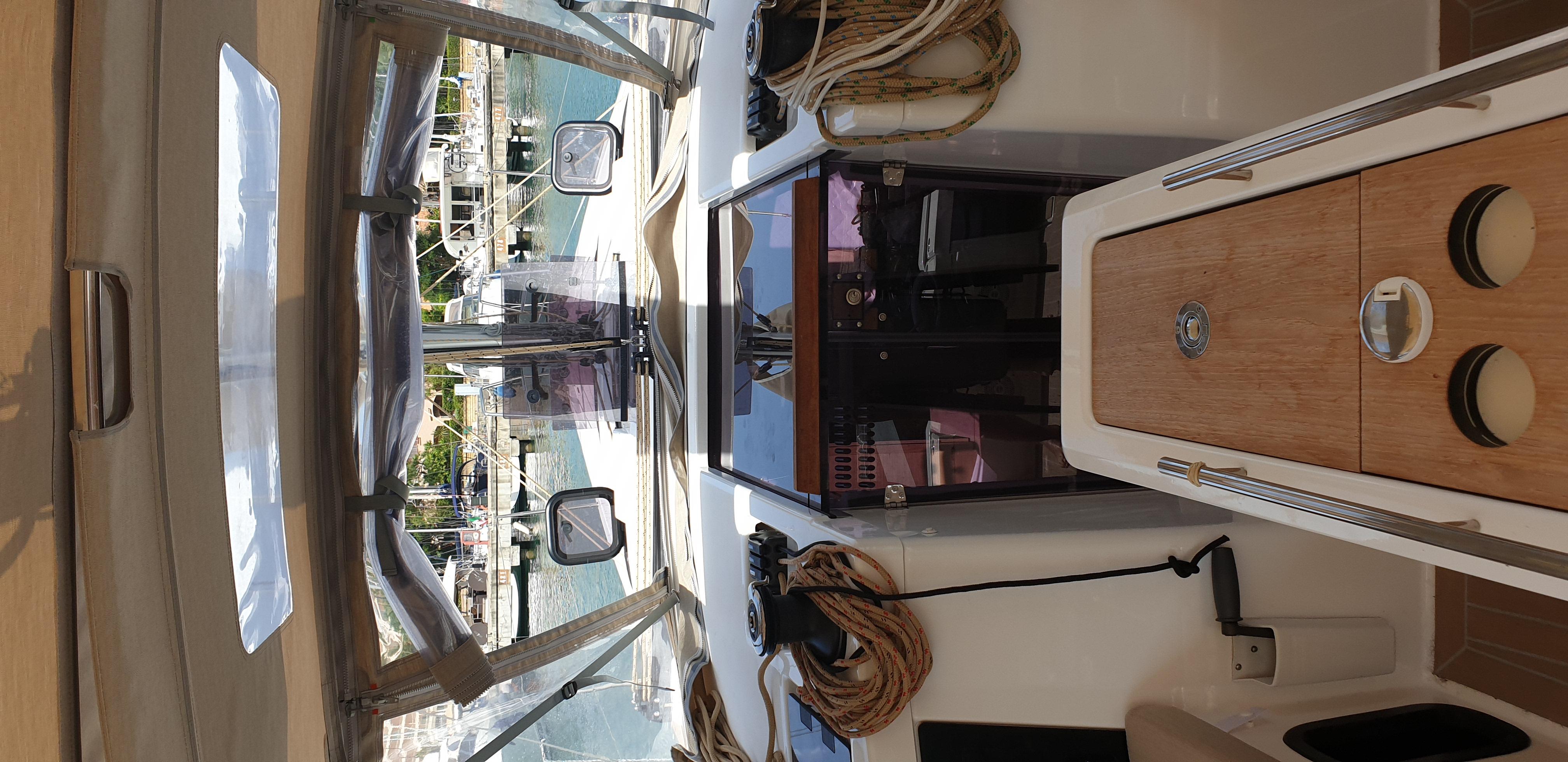 Photo #5 - Dufour 390 GL (Inycum) in Portorosa - 40413