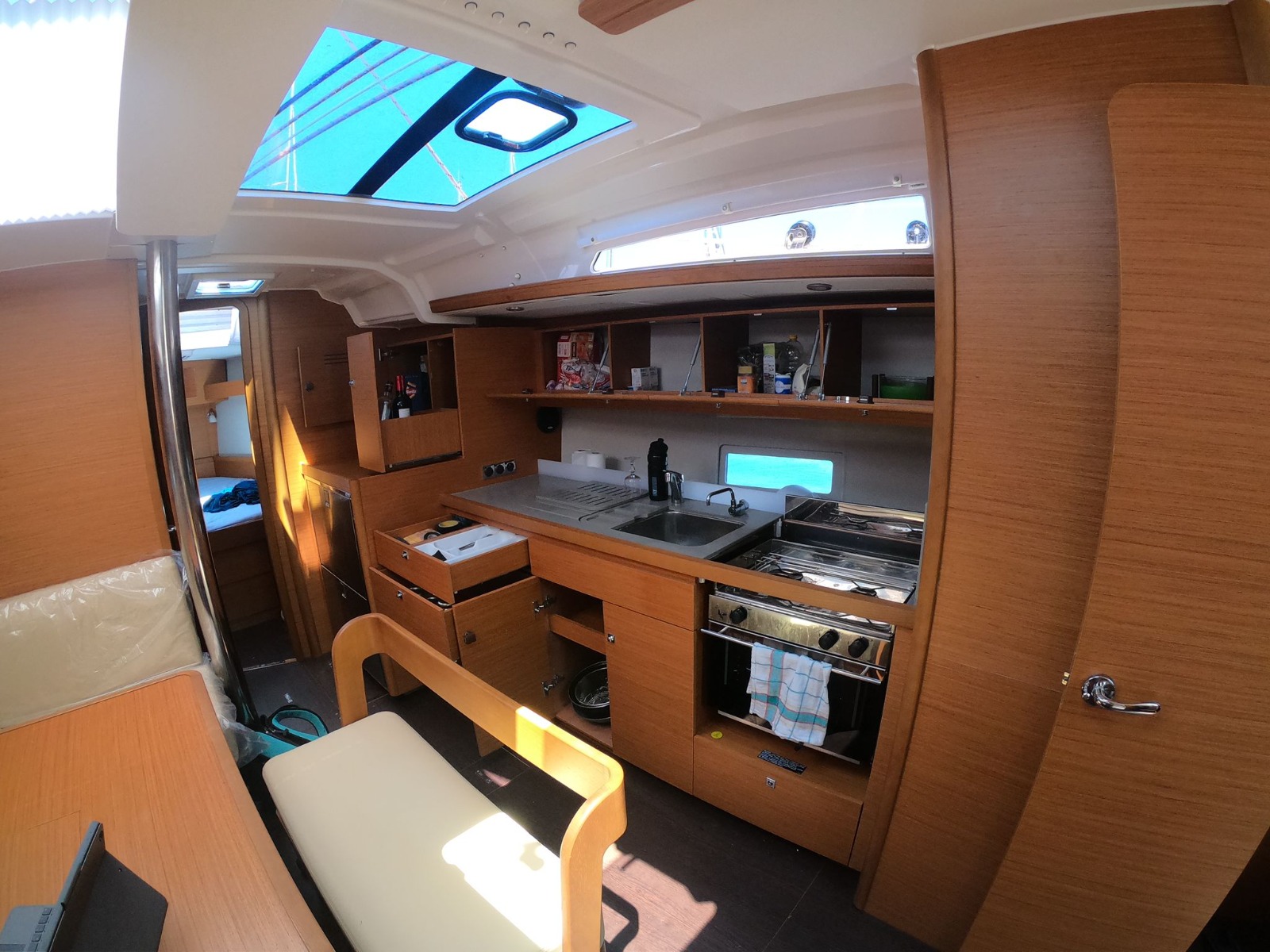 Photo #6 - Dufour 430 GL (Akira) in Portorosa - 40421