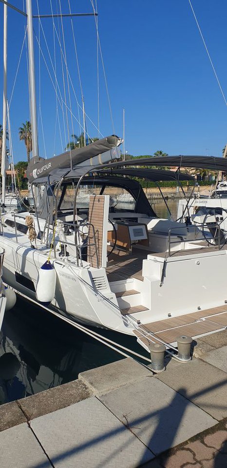 Photo #1 - Dufour 470 - 4 + 1 cab. (Valchiria) in Portorosa - 40427
