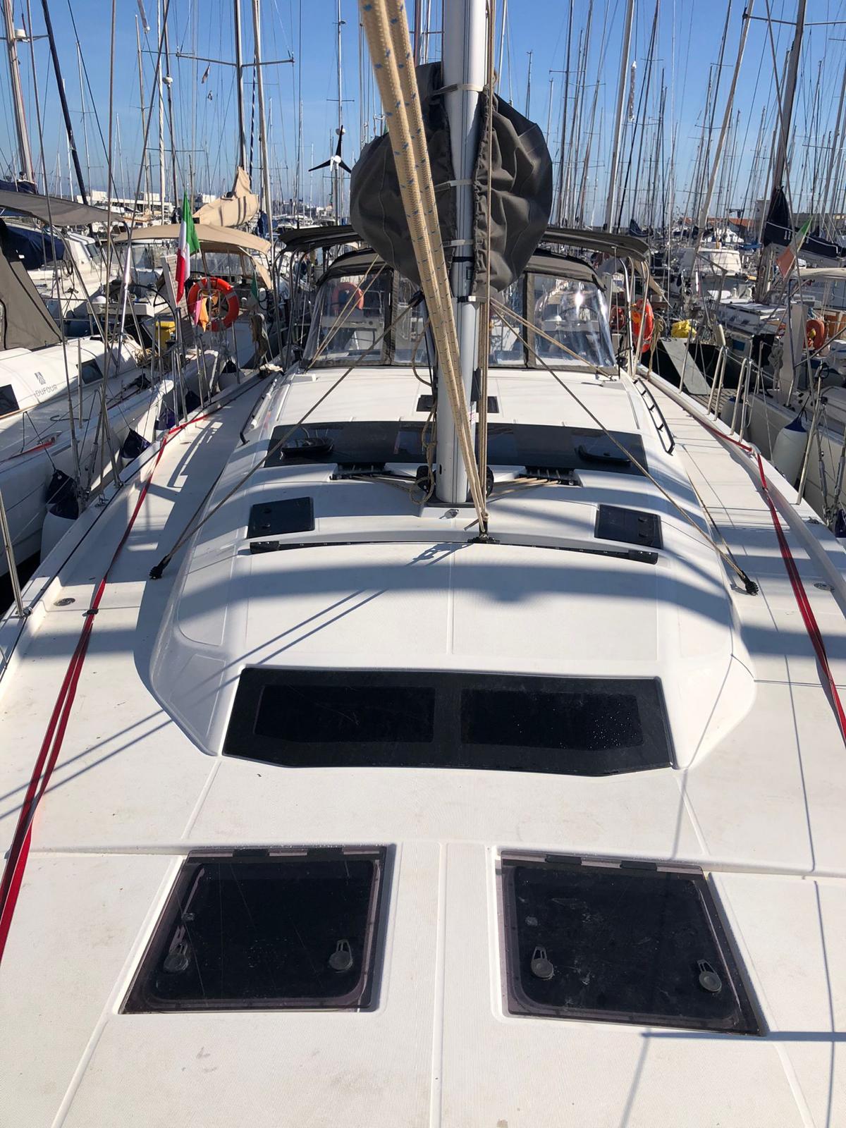 Photo #3 - Dufour 470 - 4 + 1 cab. (Briseide) in Portorosa - 40428