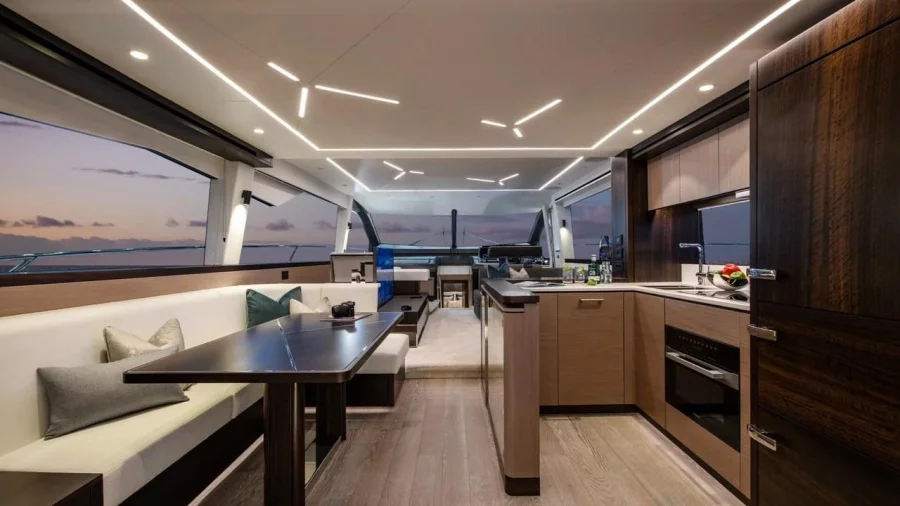 Sunseeker Manhattan 68 (Apollo)  - 15