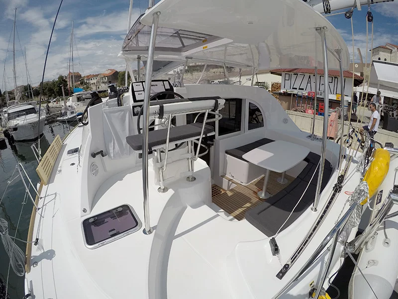 Lagoon 380 - 4 + 2 cab. (Maya)  - 9