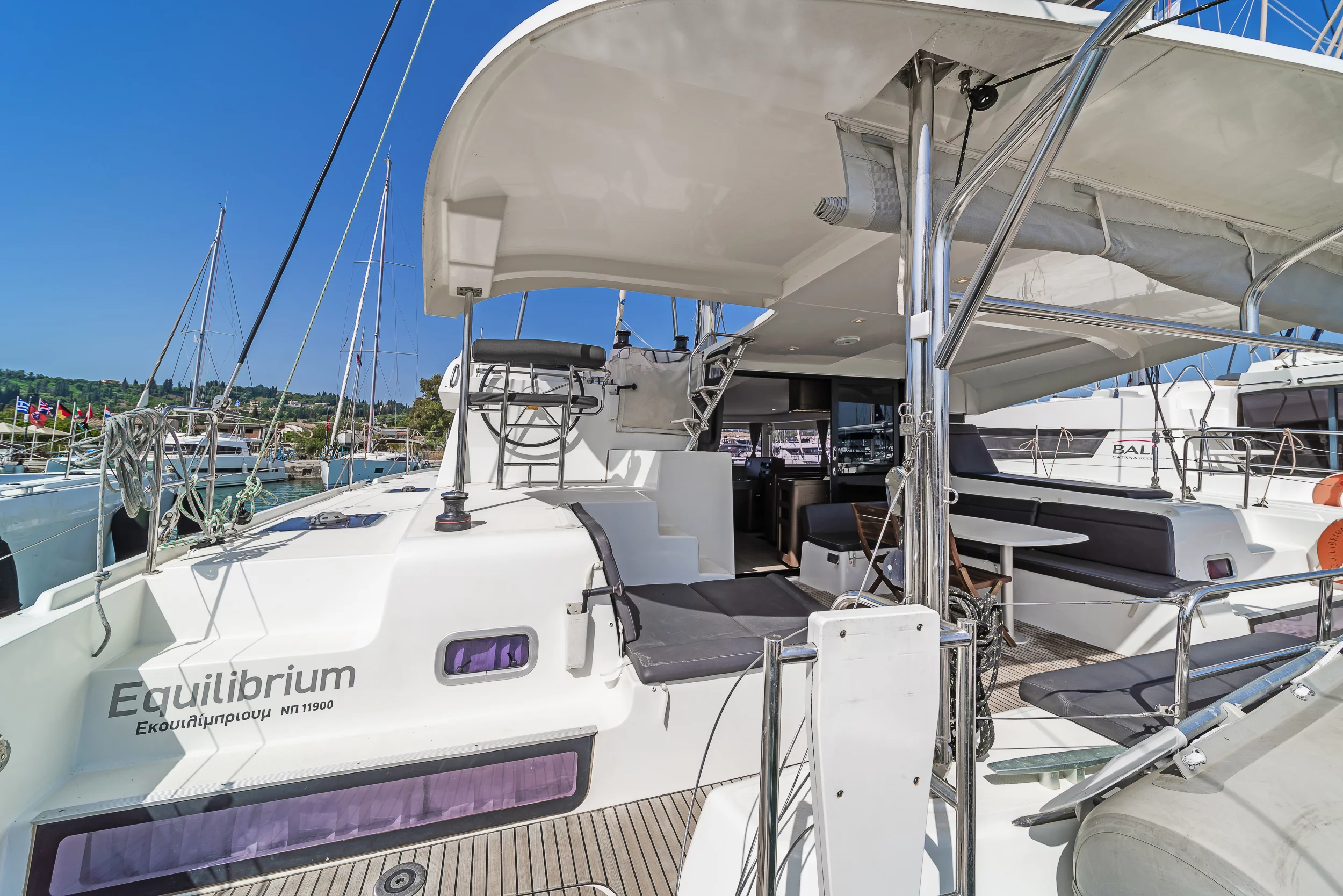 Lagoon 42 - 4 + 2 cab. (Equilibrium)  - 14