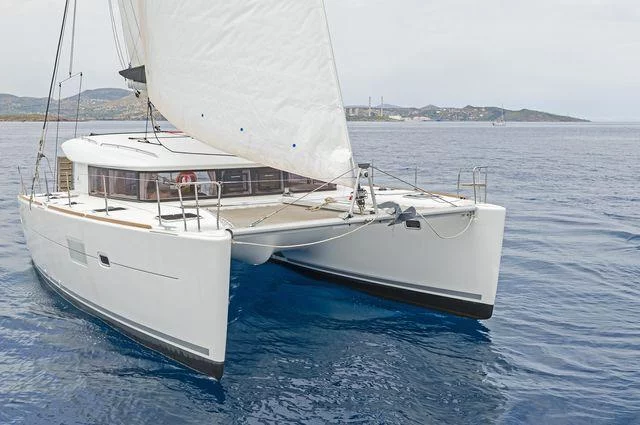 Lagoon 400 S2 - 4 + 2 cab. (Libre)  - 24