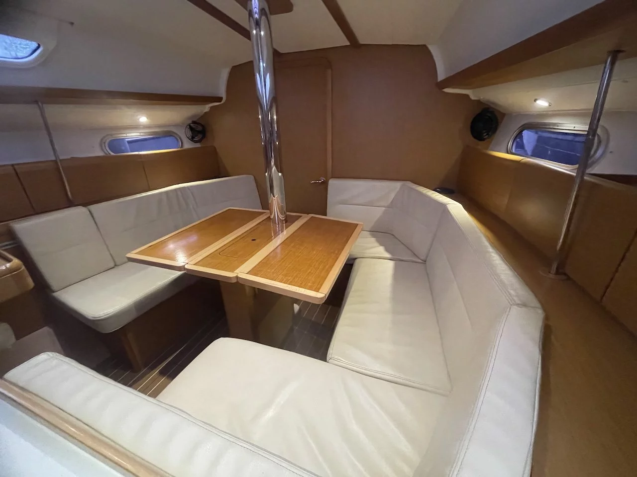Sun Odyssey 36i (Agatha)  - 7