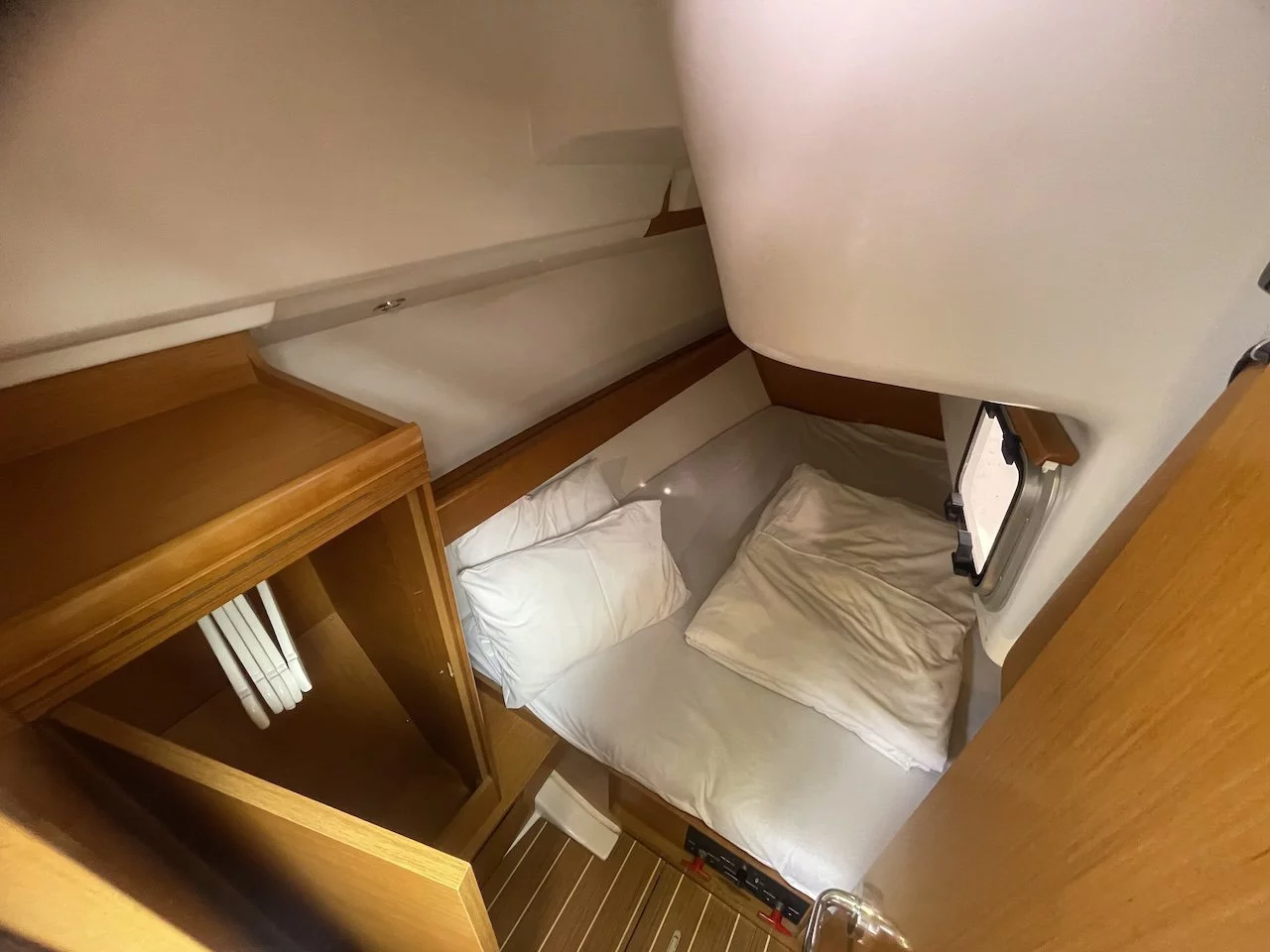 Sun Odyssey 36i (Agatha)  - 28