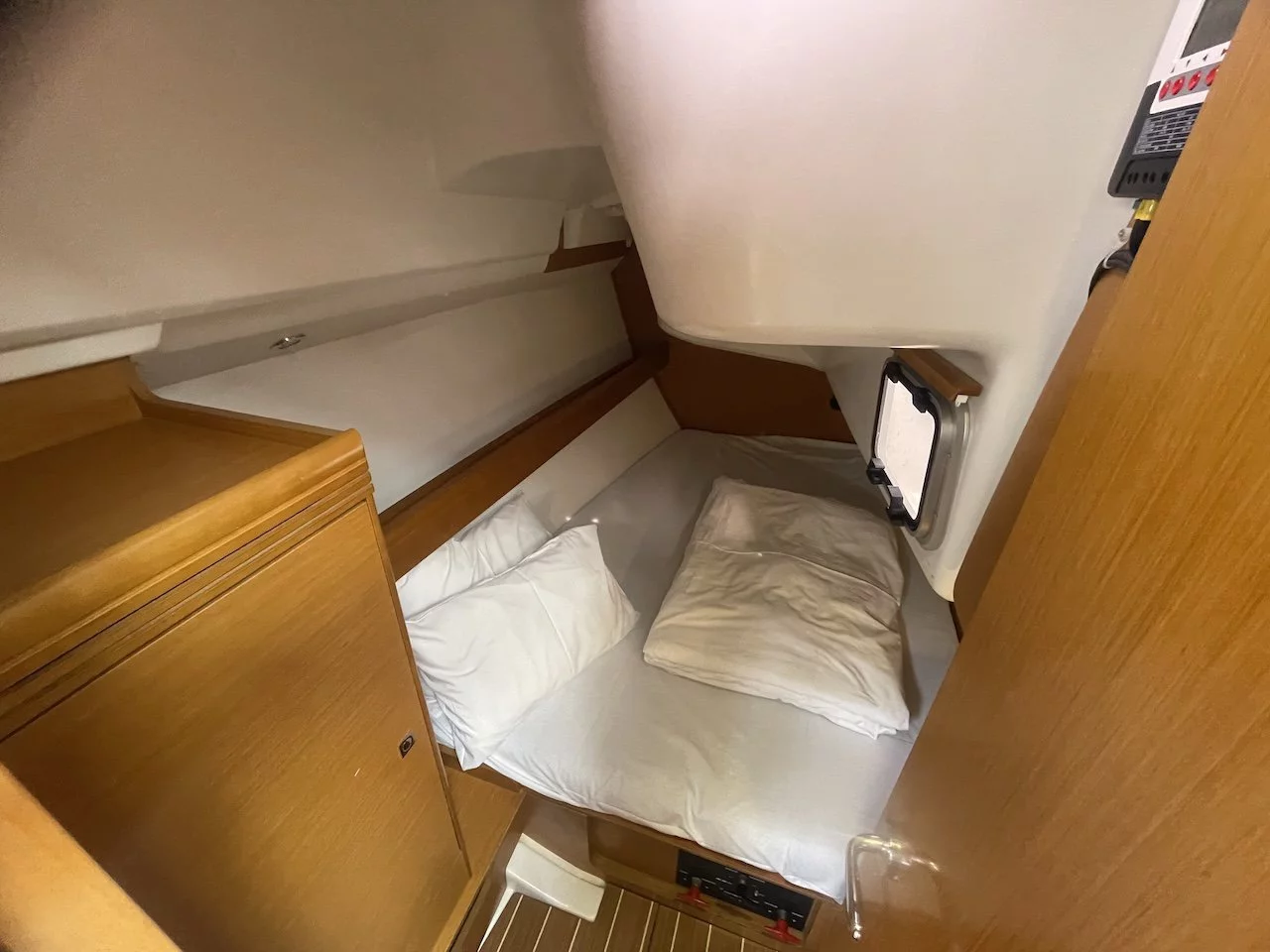 Sun Odyssey 36i (Agatha)  - 29