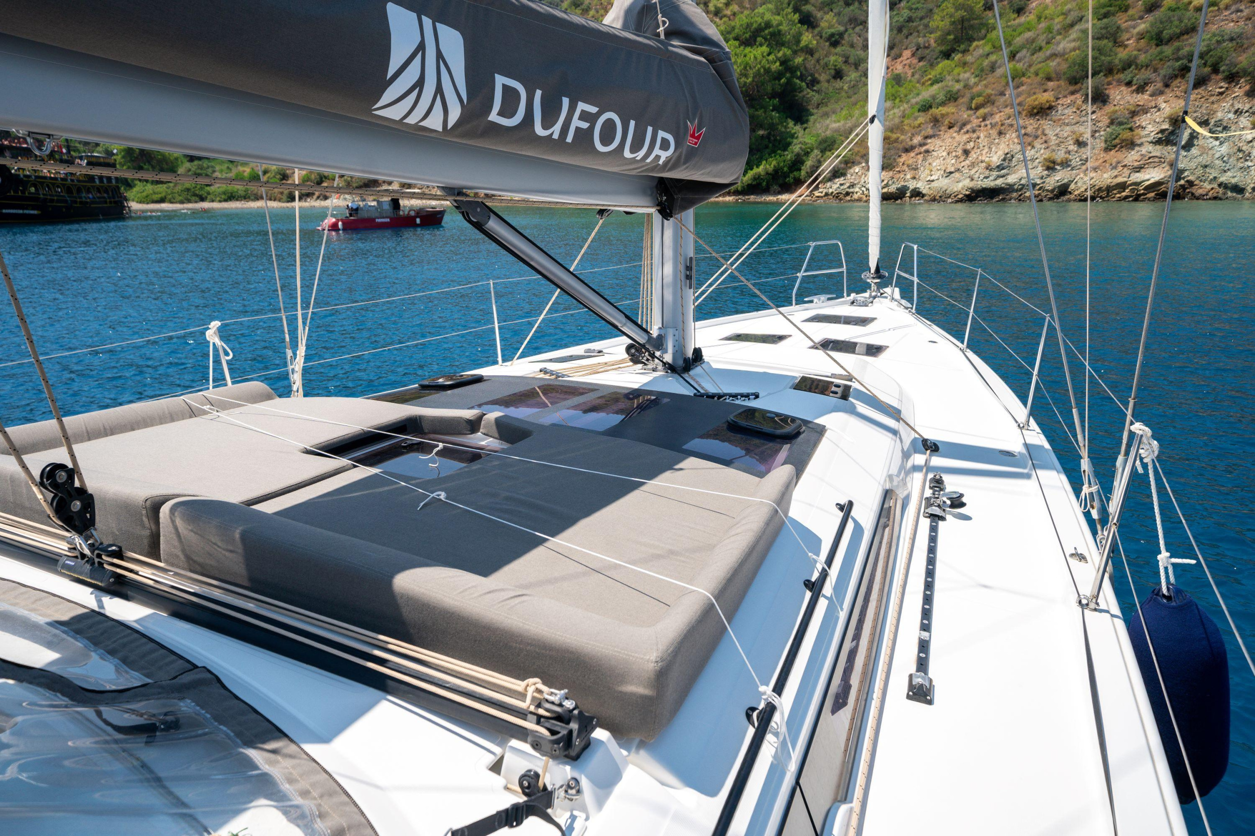 Dufour 470 - 5 cab. — photo 10