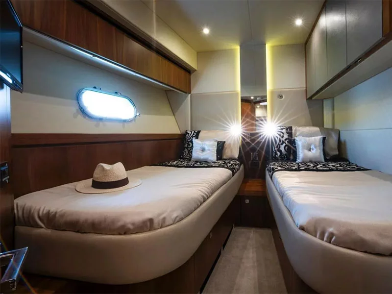 Sunseeker Manhattan 73 (Goldeneye)  - 15