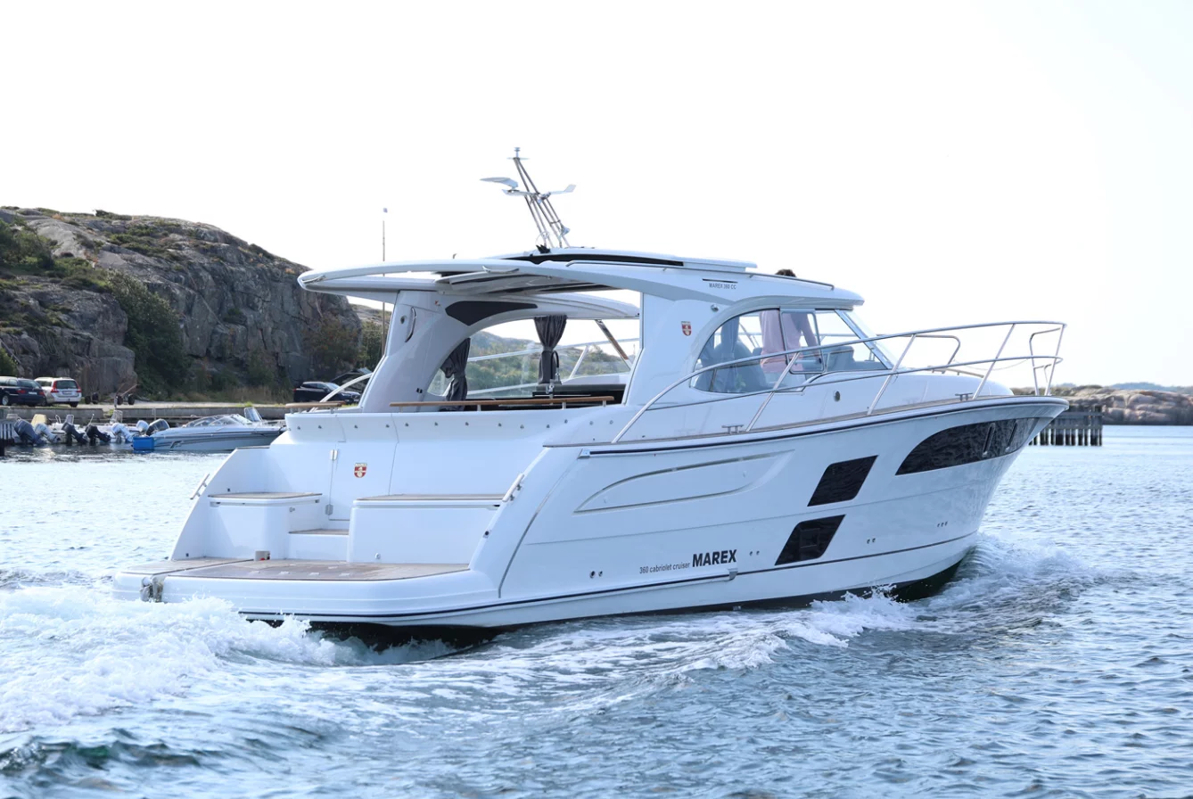 Marex 360 Cabriolet Cruiser (7 Happy Days)  - 2