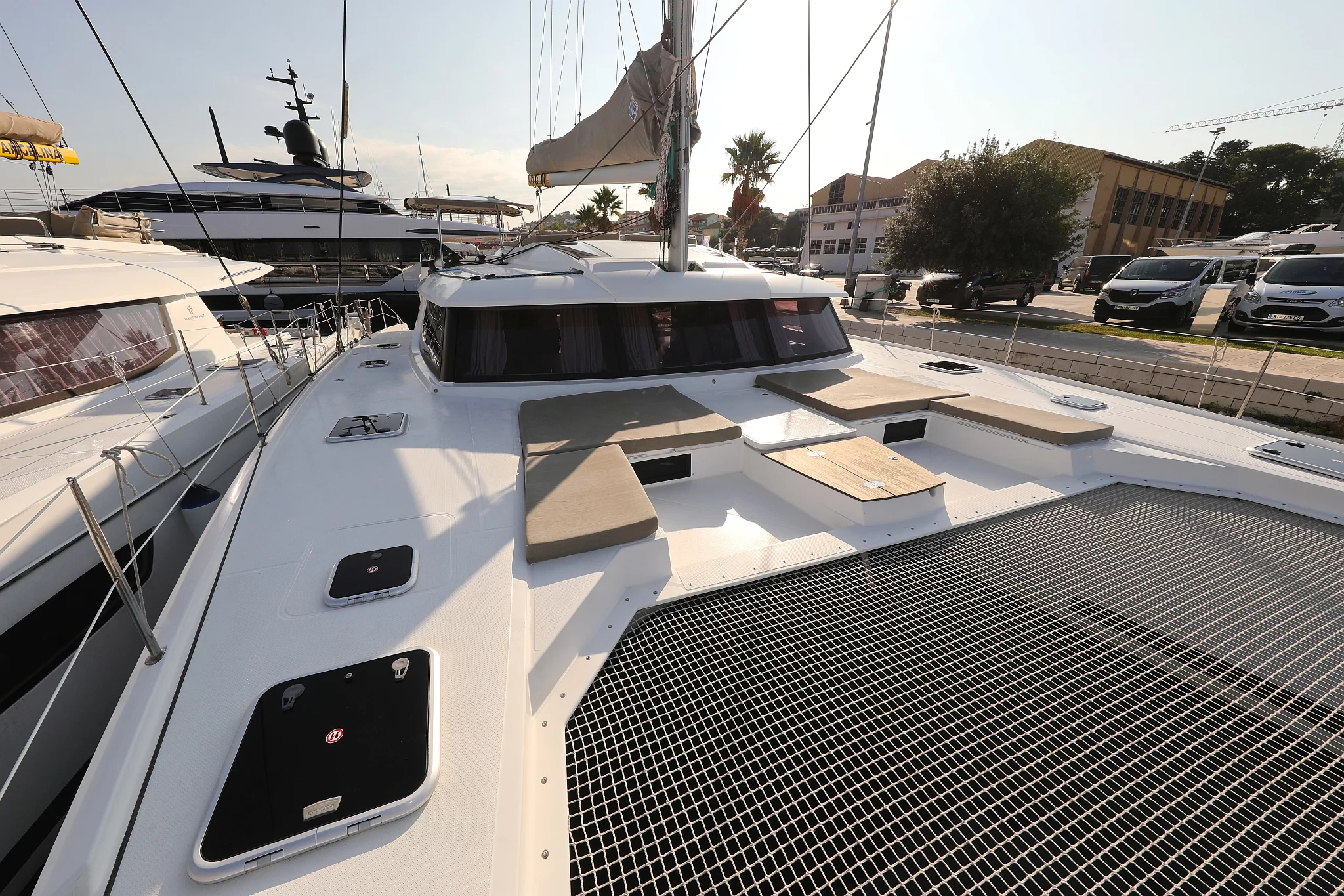Fountaine Pajot Saba 50 - 6 + 1 cab. (Poco Loco)  - 40