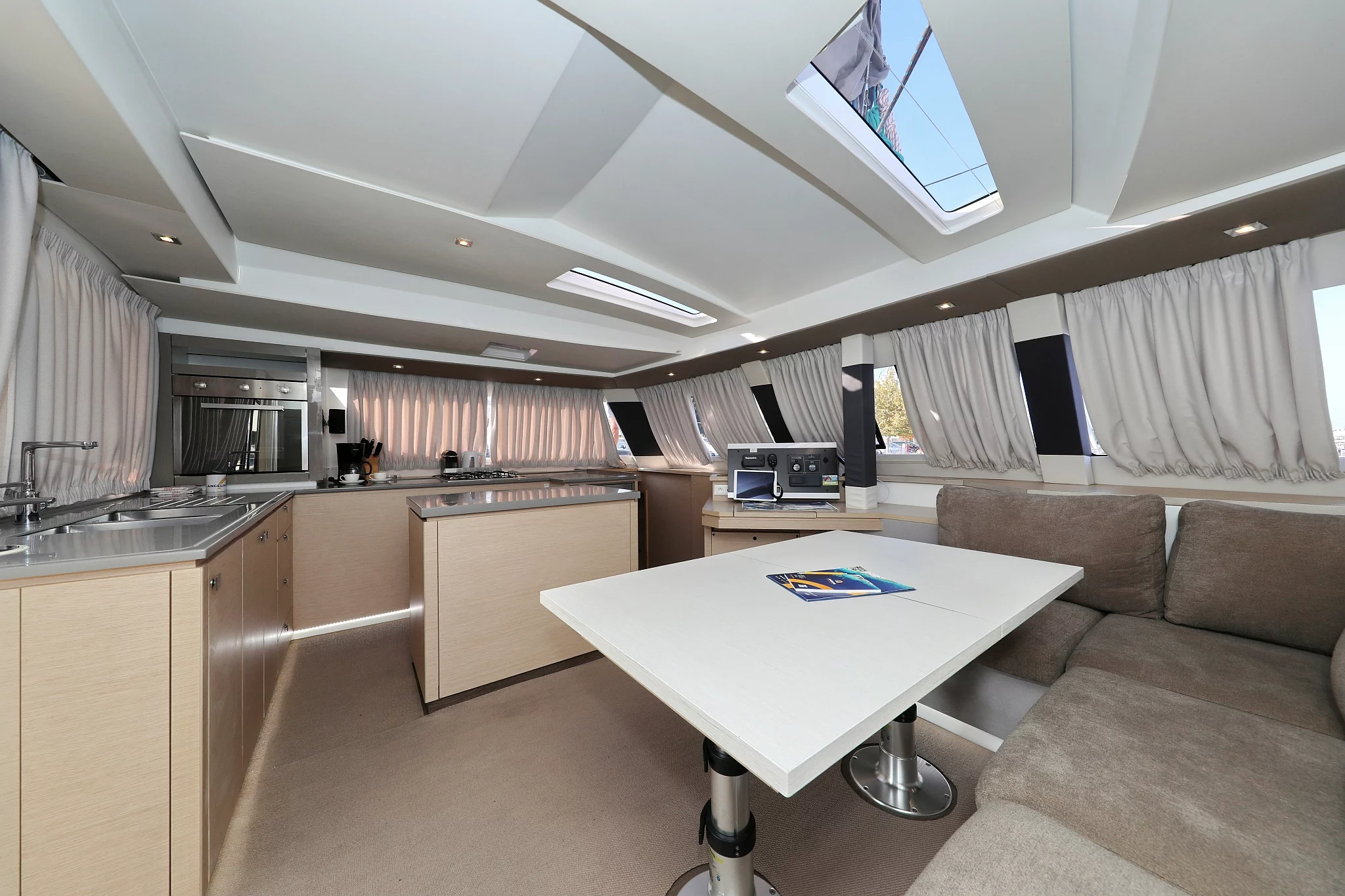 Fountaine Pajot Saba 50 - 6 + 1 cab. (Poco Loco)  - 41