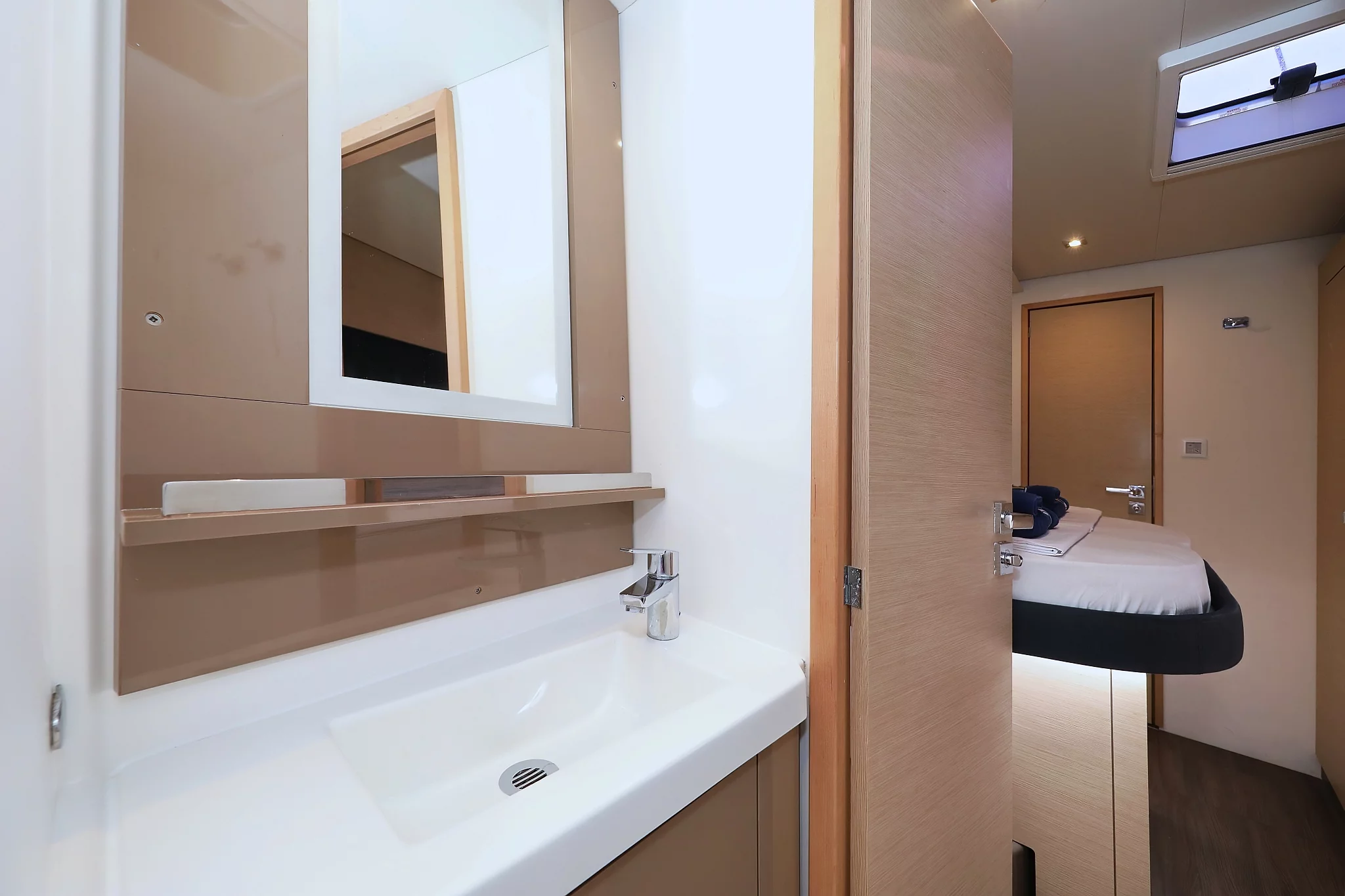 Fountaine Pajot Saba 50 - 6 + 1 cab. (Poco Loco)  - 11