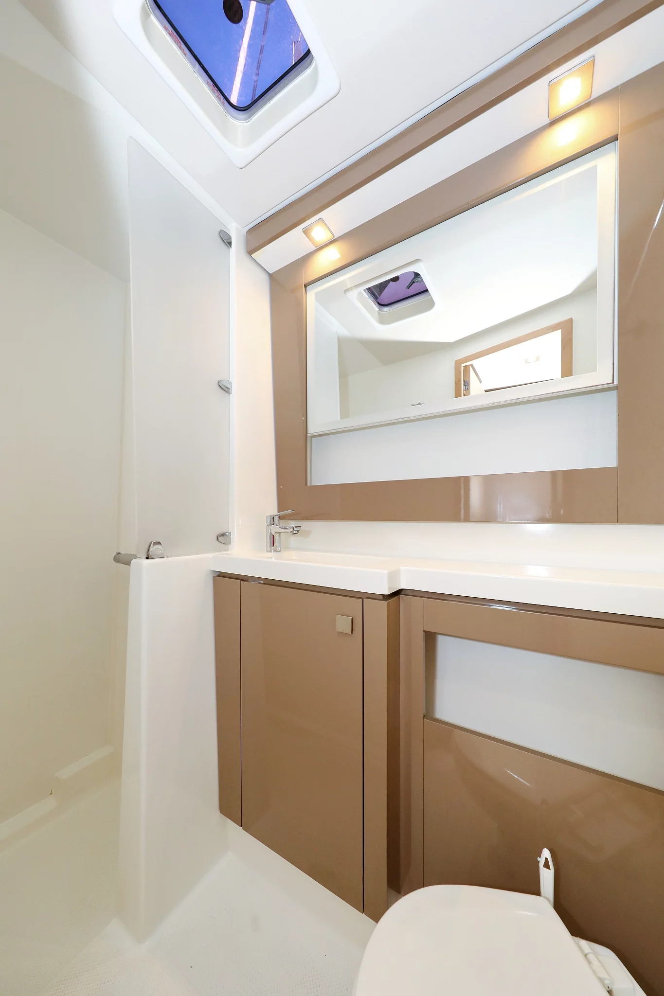 Fountaine Pajot Saba 50 - 6 + 1 cab. (Poco Loco)  - 15