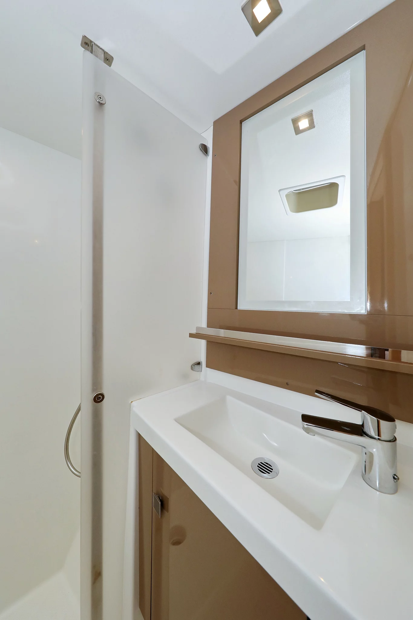 Fountaine Pajot Saba 50 - 6 + 1 cab. (Poco Loco)  - 17