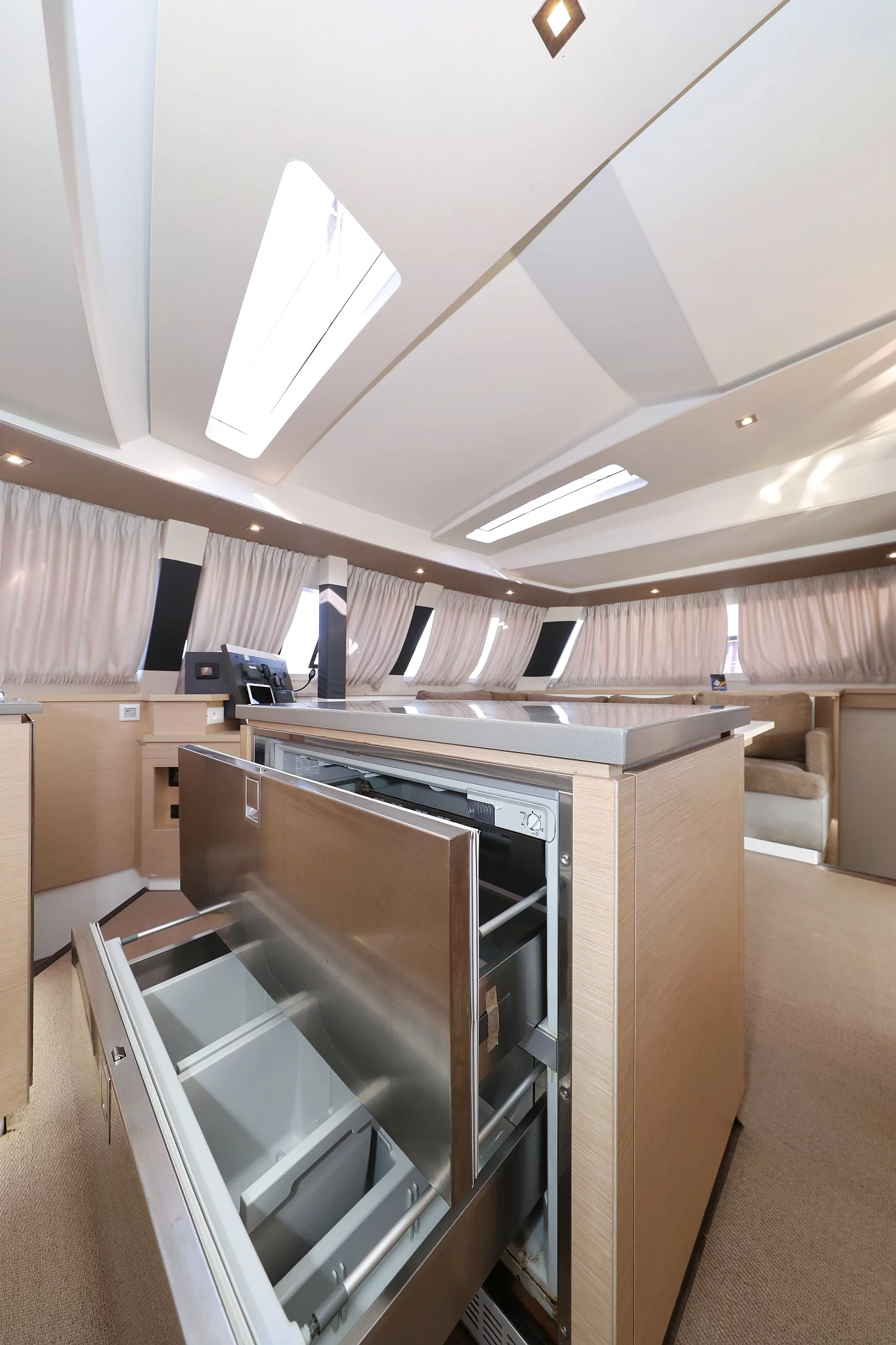 Fountaine Pajot Saba 50 - 6 + 1 cab. (Poco Loco)  - 21