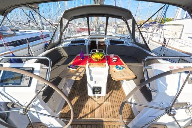 Hanse 455 (Caitlin of Lorne)  - 11