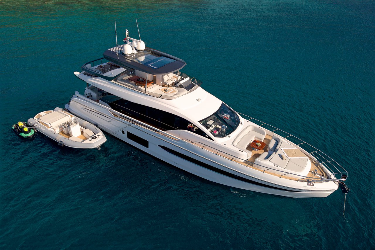 Photo #6 - Azimut 78 Fly - 4 + 1 cab. (OMR Group) en Podstrana - 40611