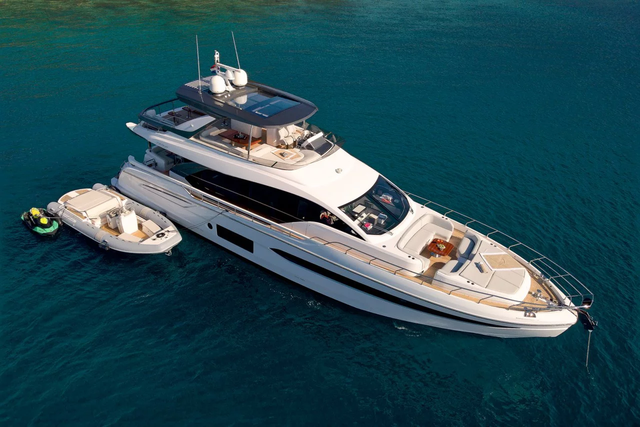 Azimut 78 Fly - 4 + 1 cab. (OMR Group)  - 5