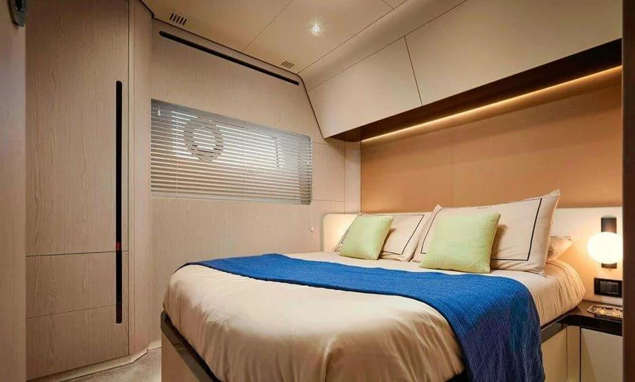 Azimut 78 Fly - 4 + 1 cab. (OMR Group)  - 28
