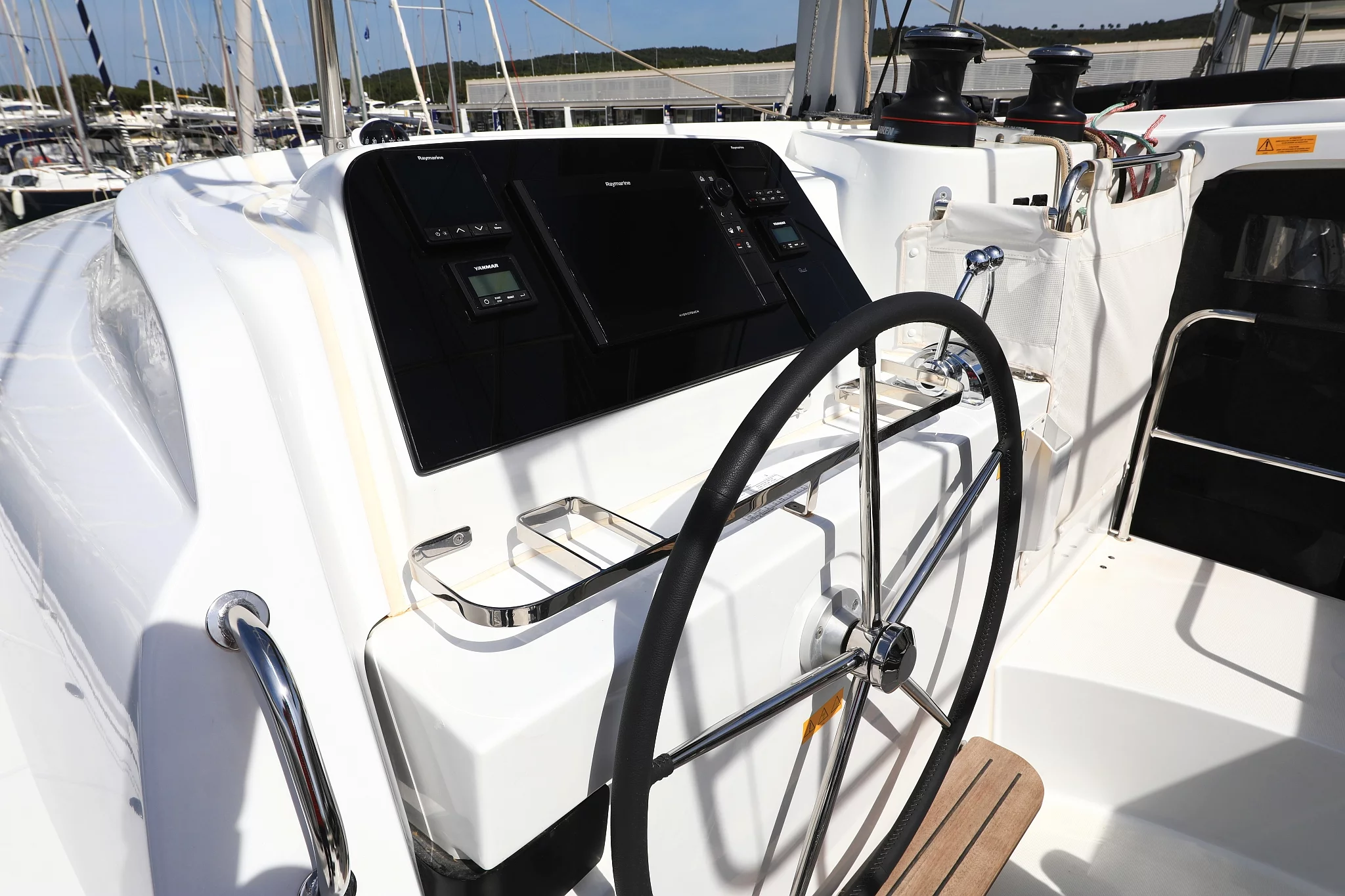 Lagoon 42 - 4 + 2 cab. (Family Time)  - 9