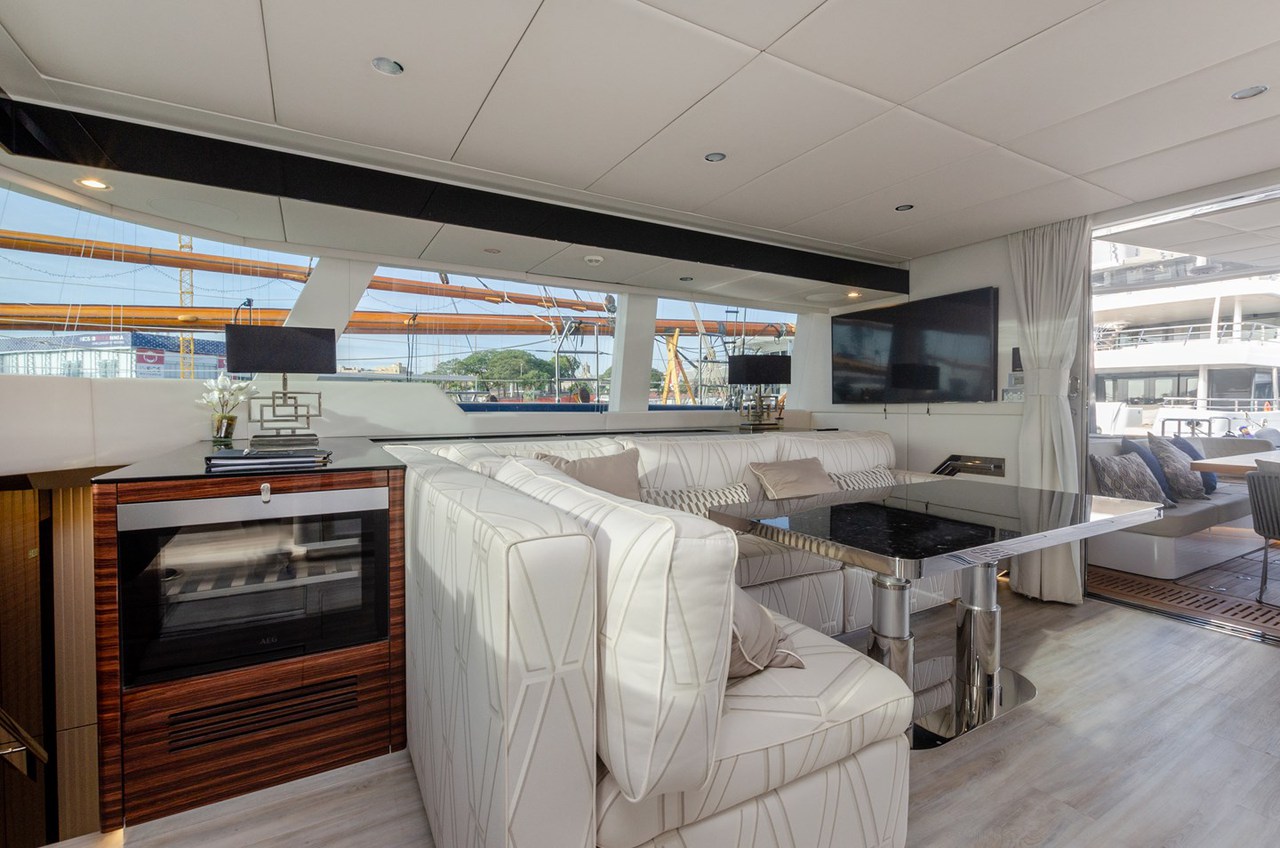 Photo #13 - Sunreef 60 (Dessus) in Kastela - 40647