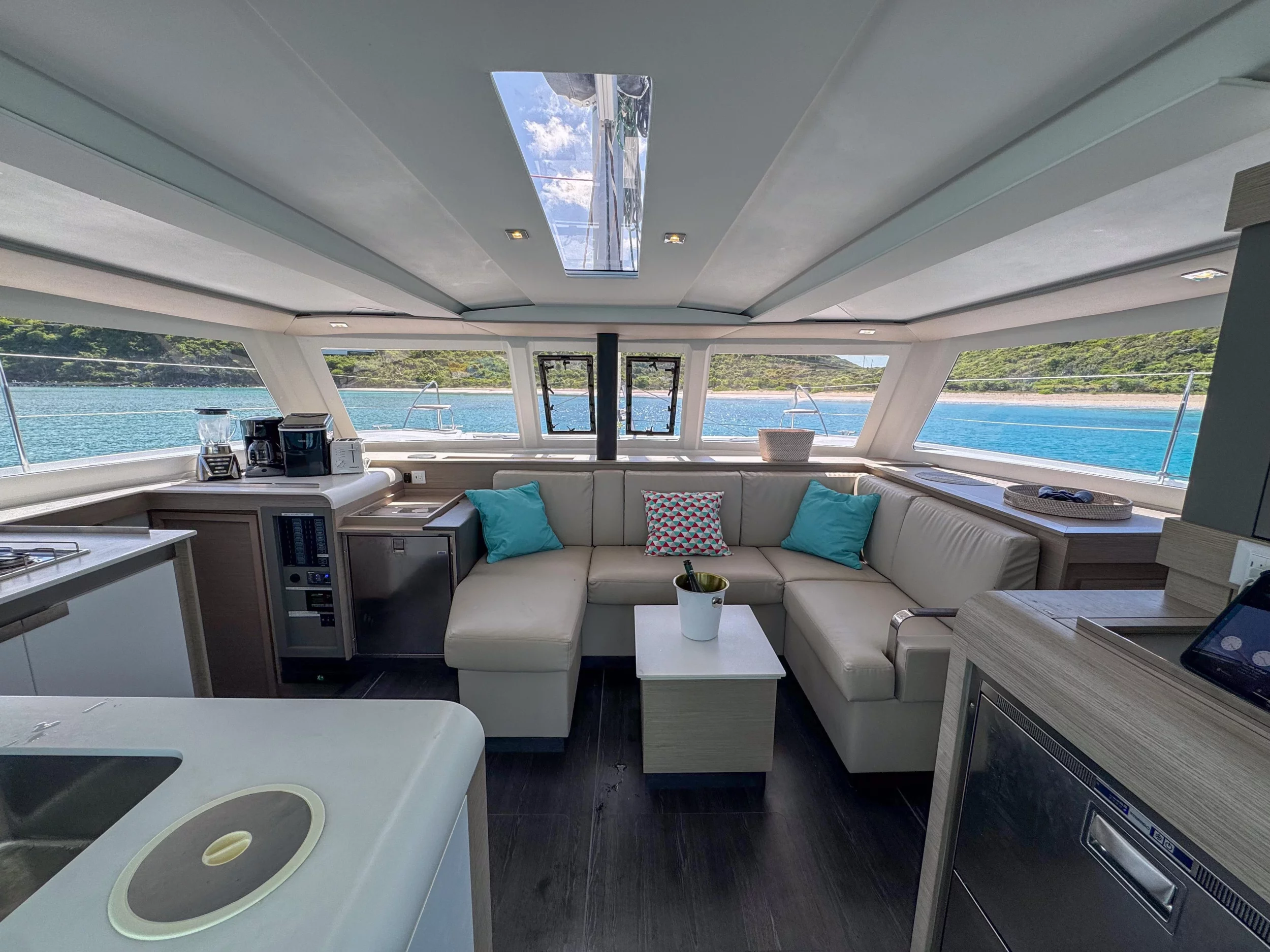 Fountaine Pajot Isla 40 - 4 + 1 cab. (Déjà Vu)  - 13