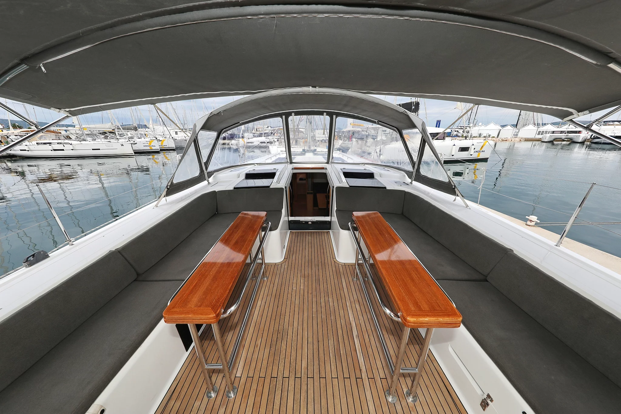 Hanse 548 - 5 + 1 cab. (Moje)  - 5