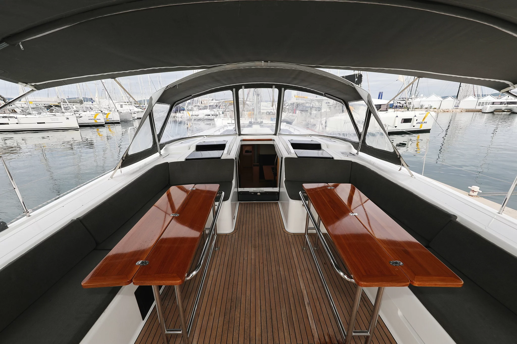 Hanse 548 - 5 + 1 cab. (Moje)  - 6
