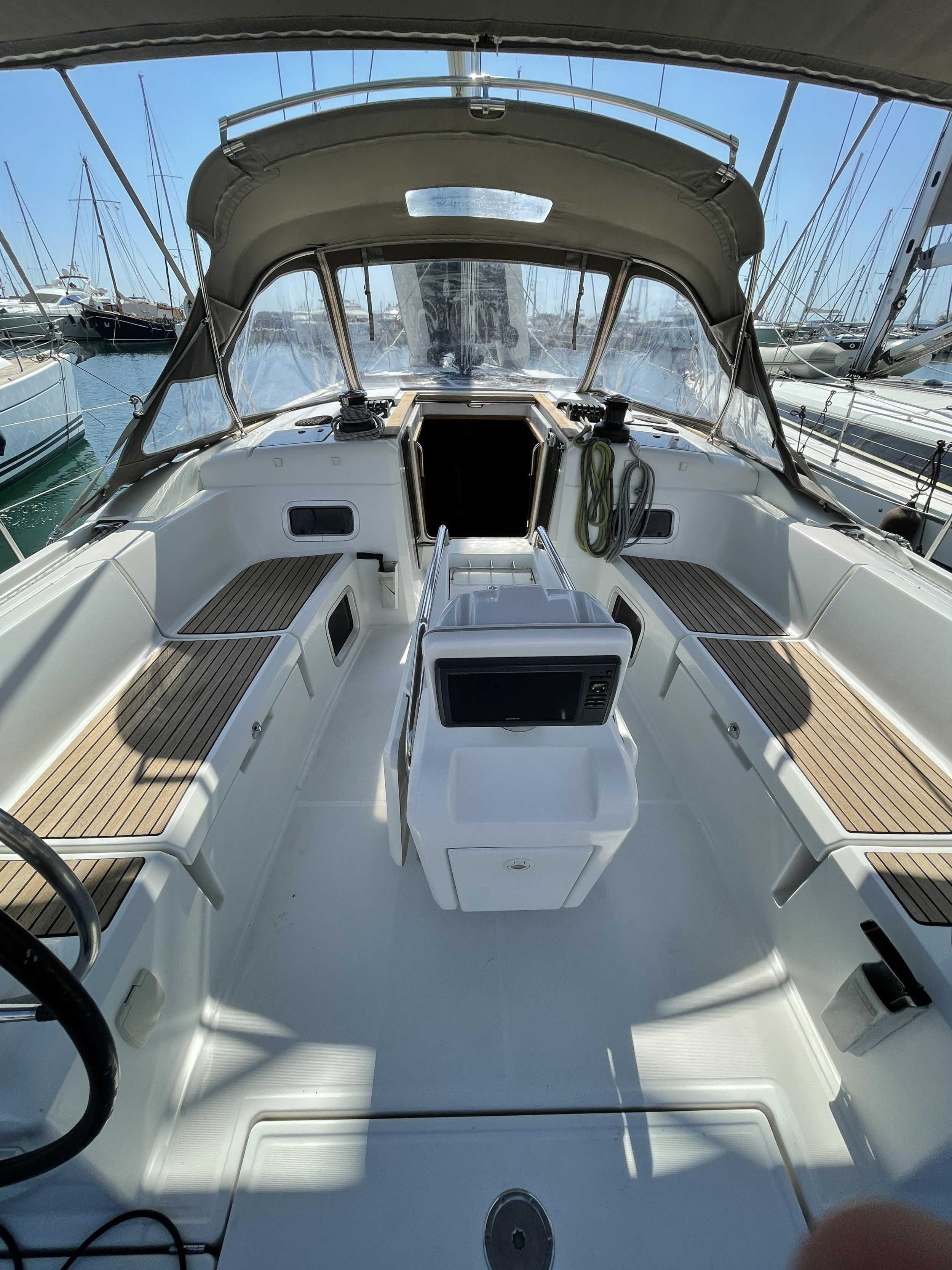 Photo #4 - Sun Odyssey 469 (Alexandra) in Athen - 40688
