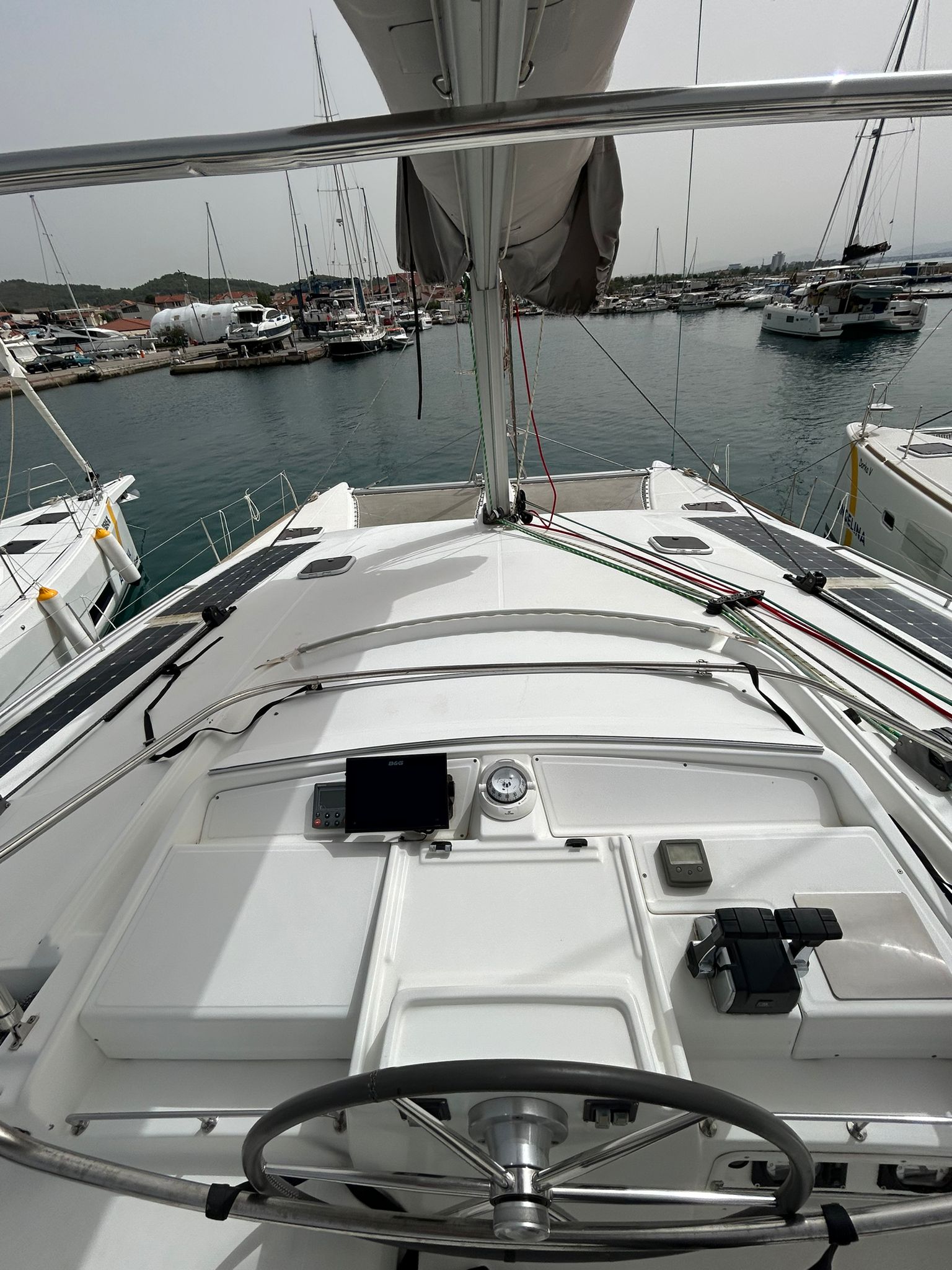 Photo #8 - Lagoon 440 - 4 cab. (Manatee) in Tribunj - 40700