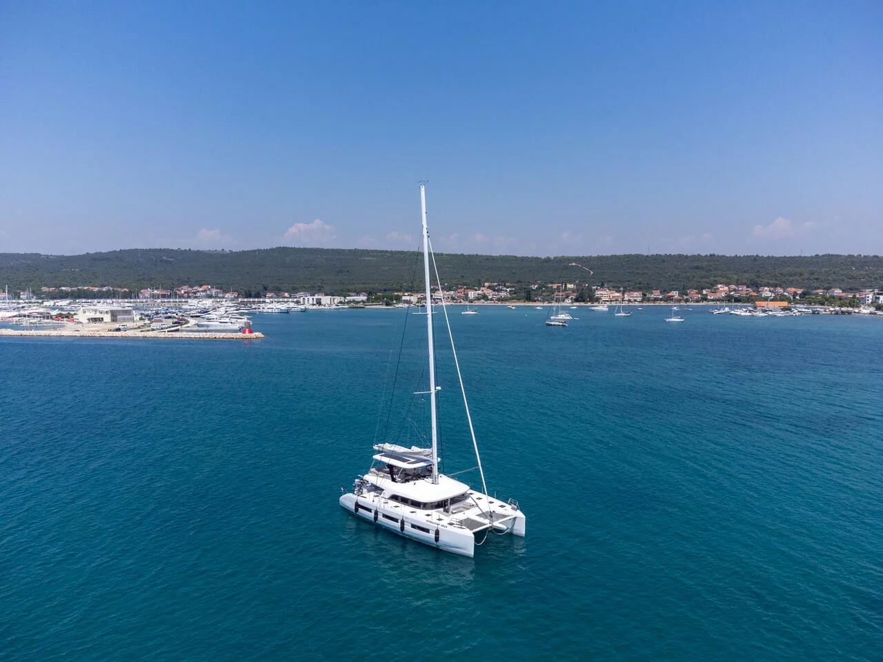 Lagoon Sixty 5 (Seaductive Orca)  - 3