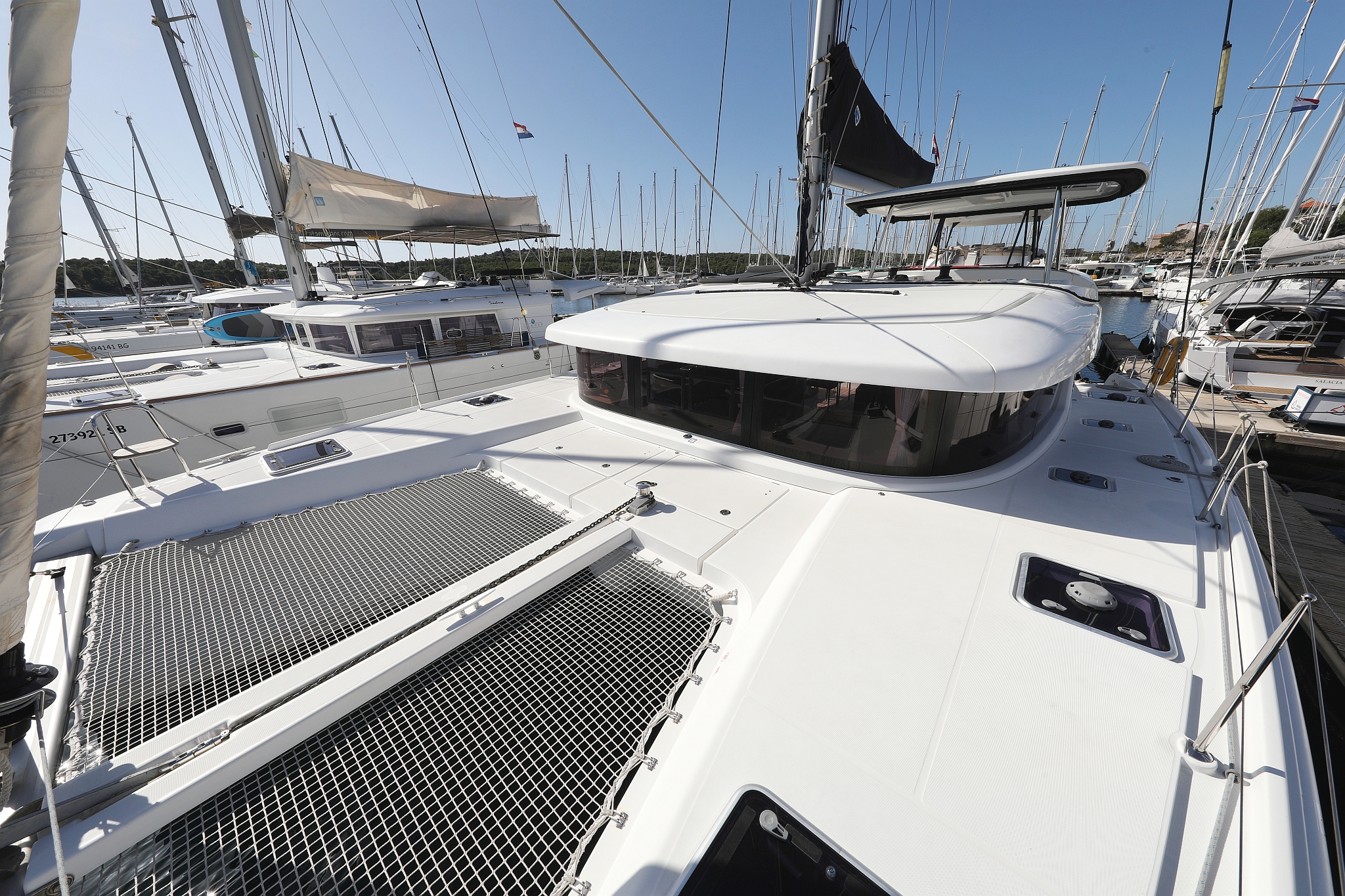 Photo #12 - Lagoon 42 - 4 + 2 cab. (Easy Course) in Trogir - 40730