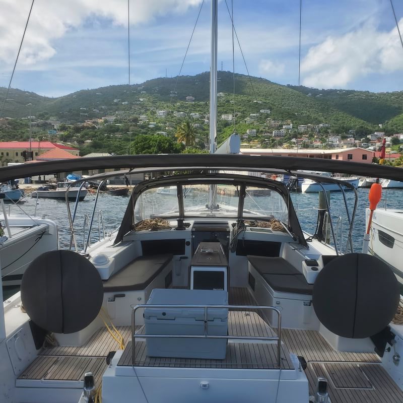Photo #4 - Dufour 470 - 4 cab. (Salacia) en Nanny Cay - 40741