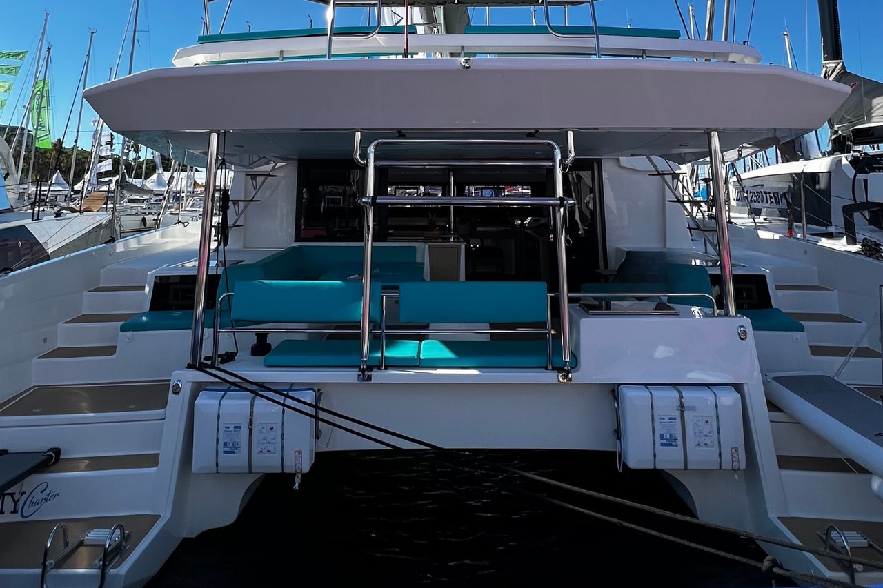 Photo #6 - Dufour 48 Catamaran - 5 + 1 cab. (Futura) in Castiglioncello - 40748