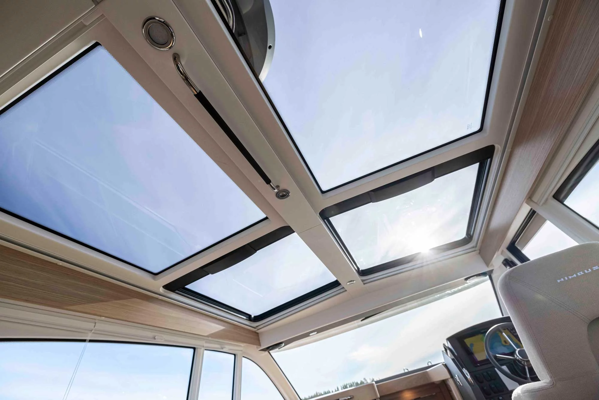 Nimbus 365 Coupe (Forlux)  - 12