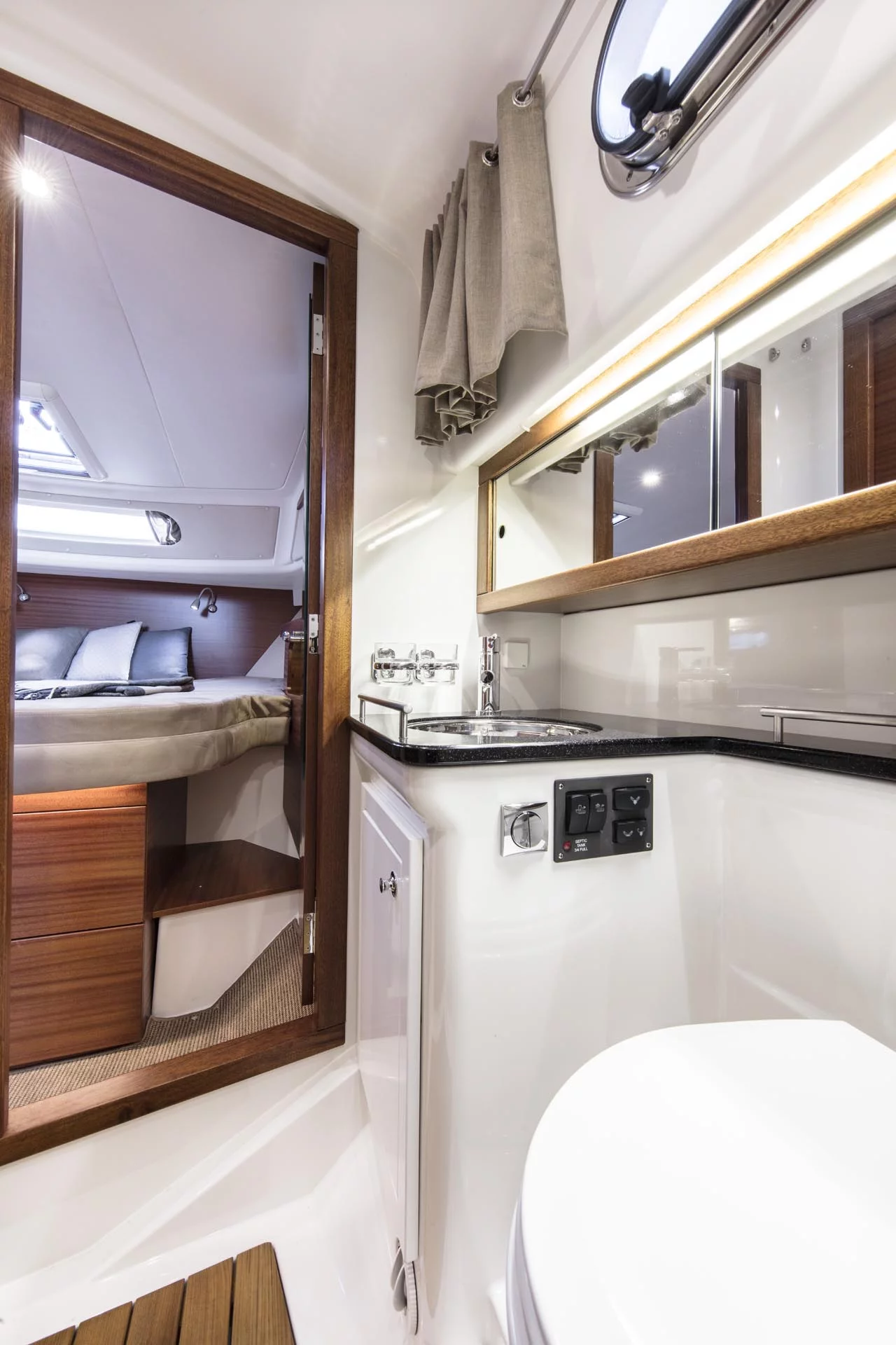 Nimbus 365 Coupe (Forlux)  - 17