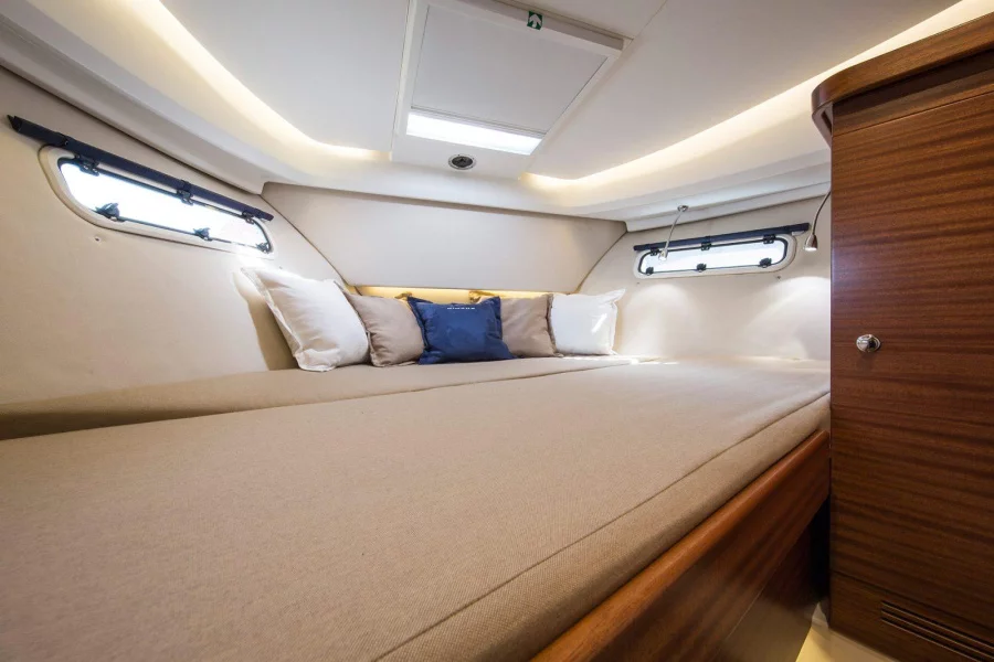 Nimbus 305 Coupe (Forlux II)  - 15