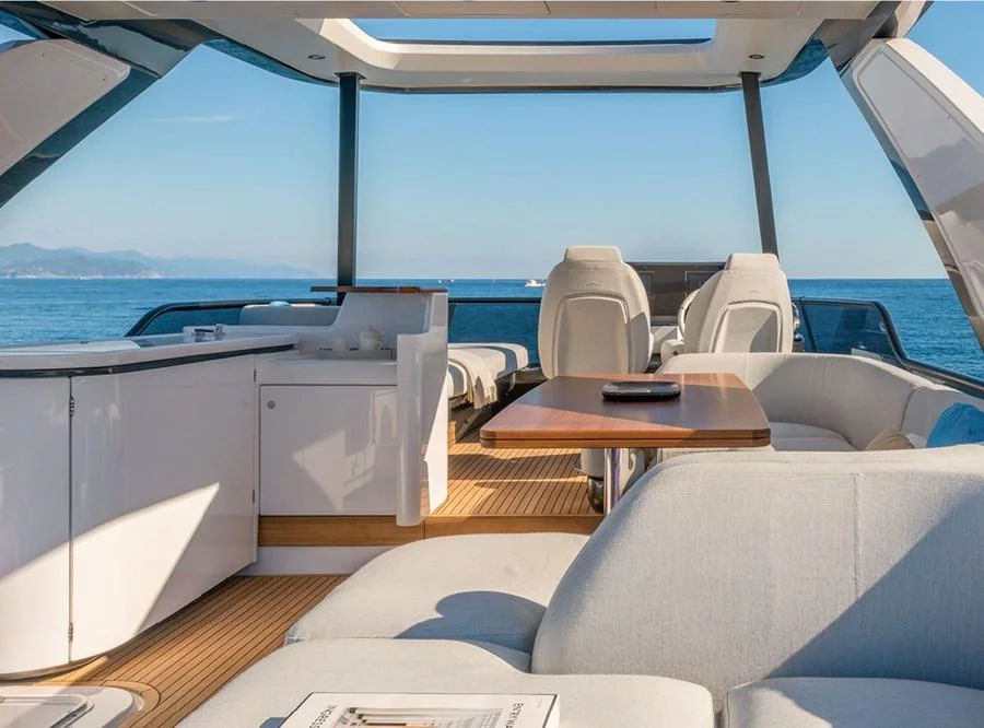 Azimut 68 - 4 + 1 cab. (Pangea)  - 6