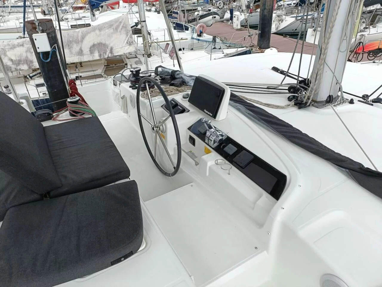 Lagoon 46 - 4 + 2 cab. (Dare)  - 10
