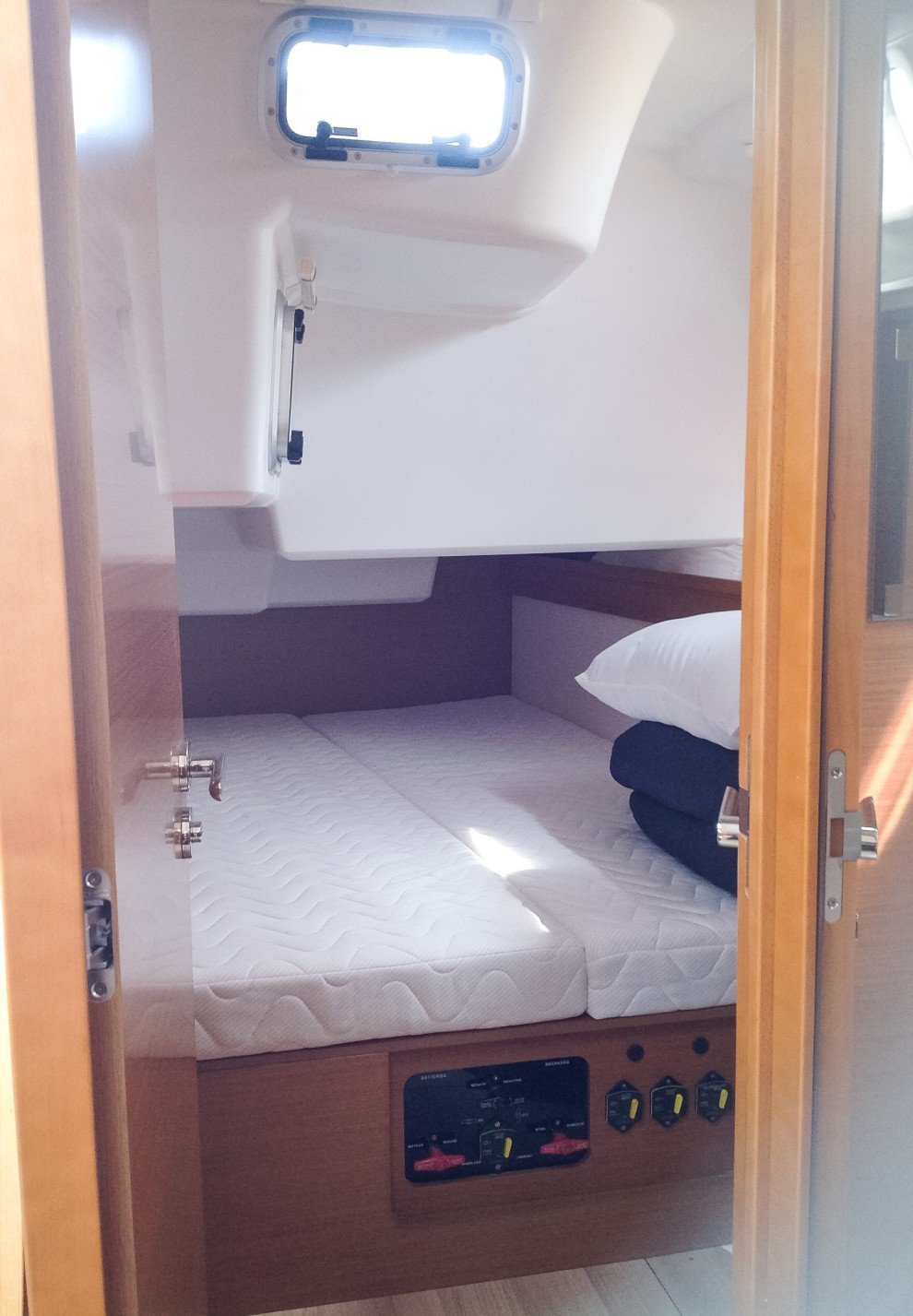 Photo #7 - Sun Odyssey 519 - 5 cab. (Skopelos) in Lavrion - 40836