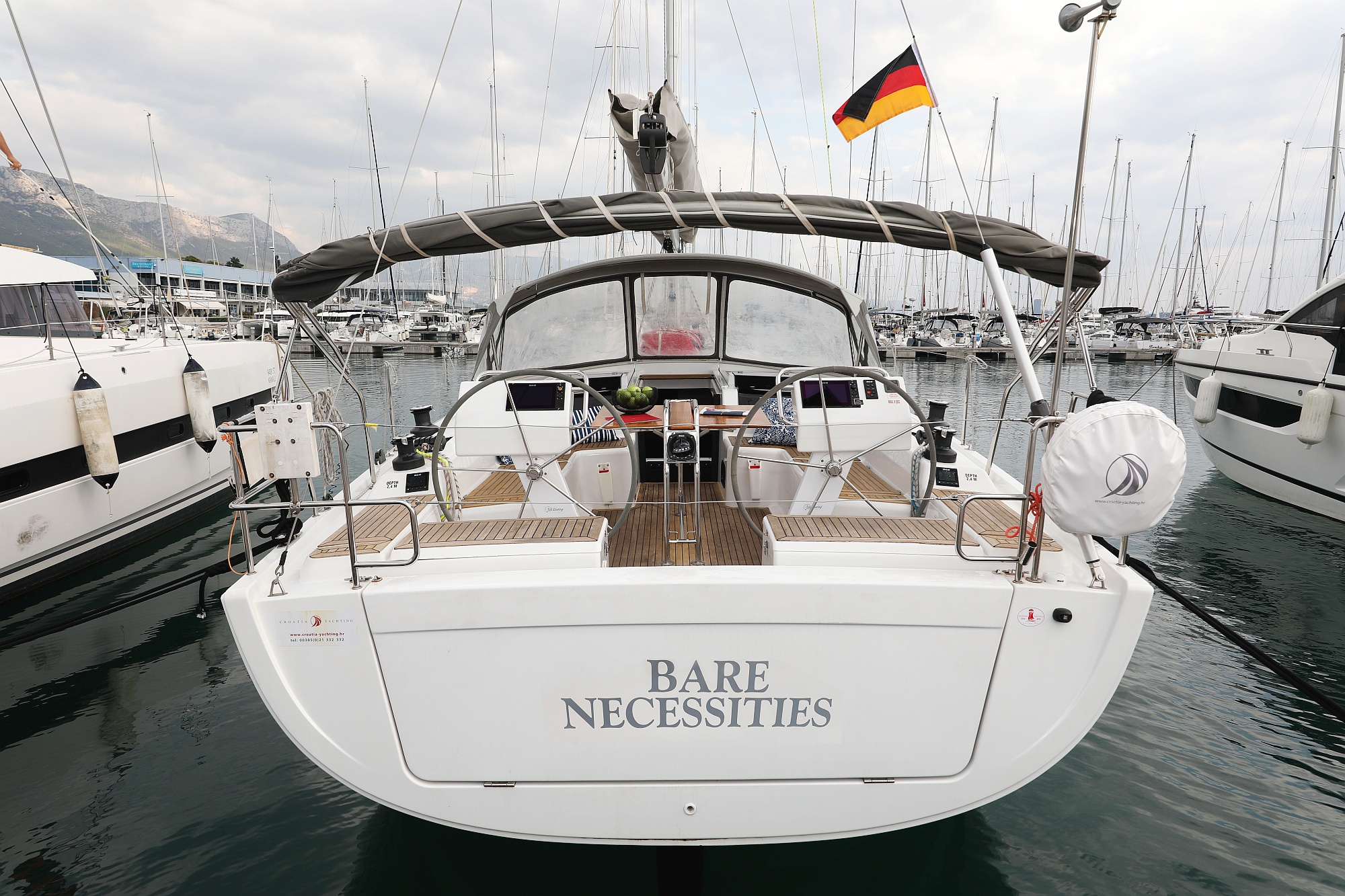Photo #3 - Hanse 455 (Bare Necessities) in Kastela - 40844