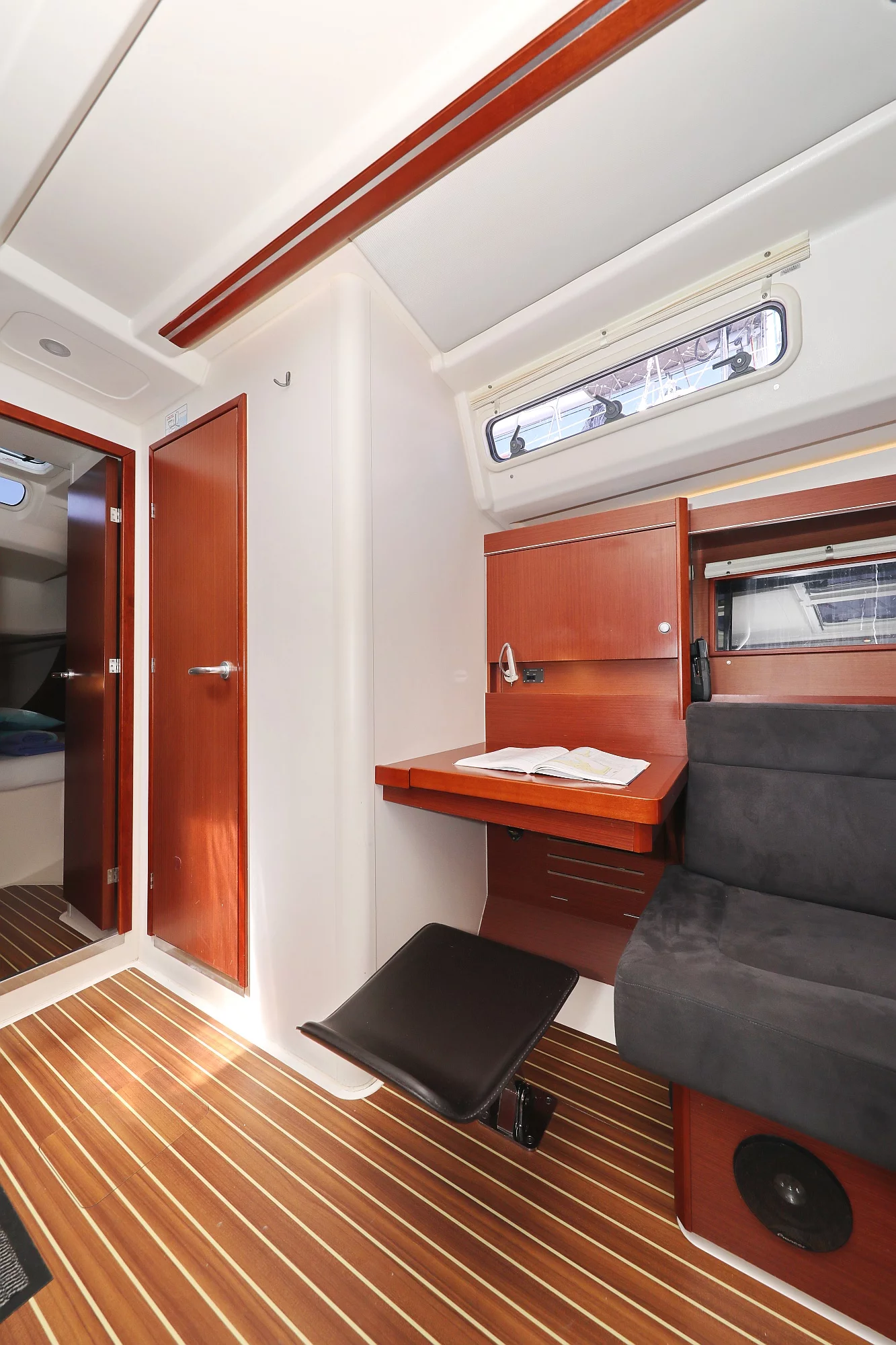Hanse 455 (Bare Necessities)  - 10