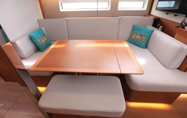 Sun Odyssey 440 - 3 cab. (Reventador)  - 8