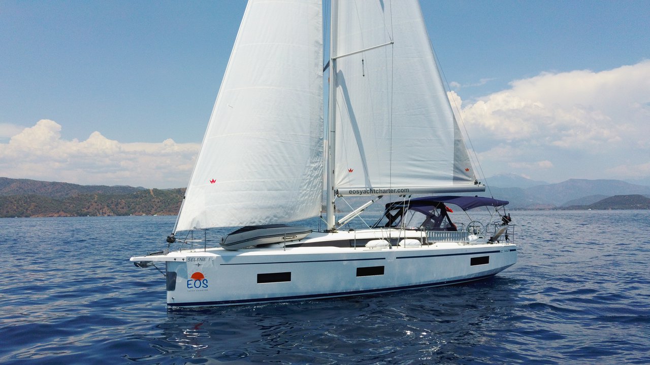 Photo #4 - Bavaria C42 (Selene) in Fethiye - 40878
