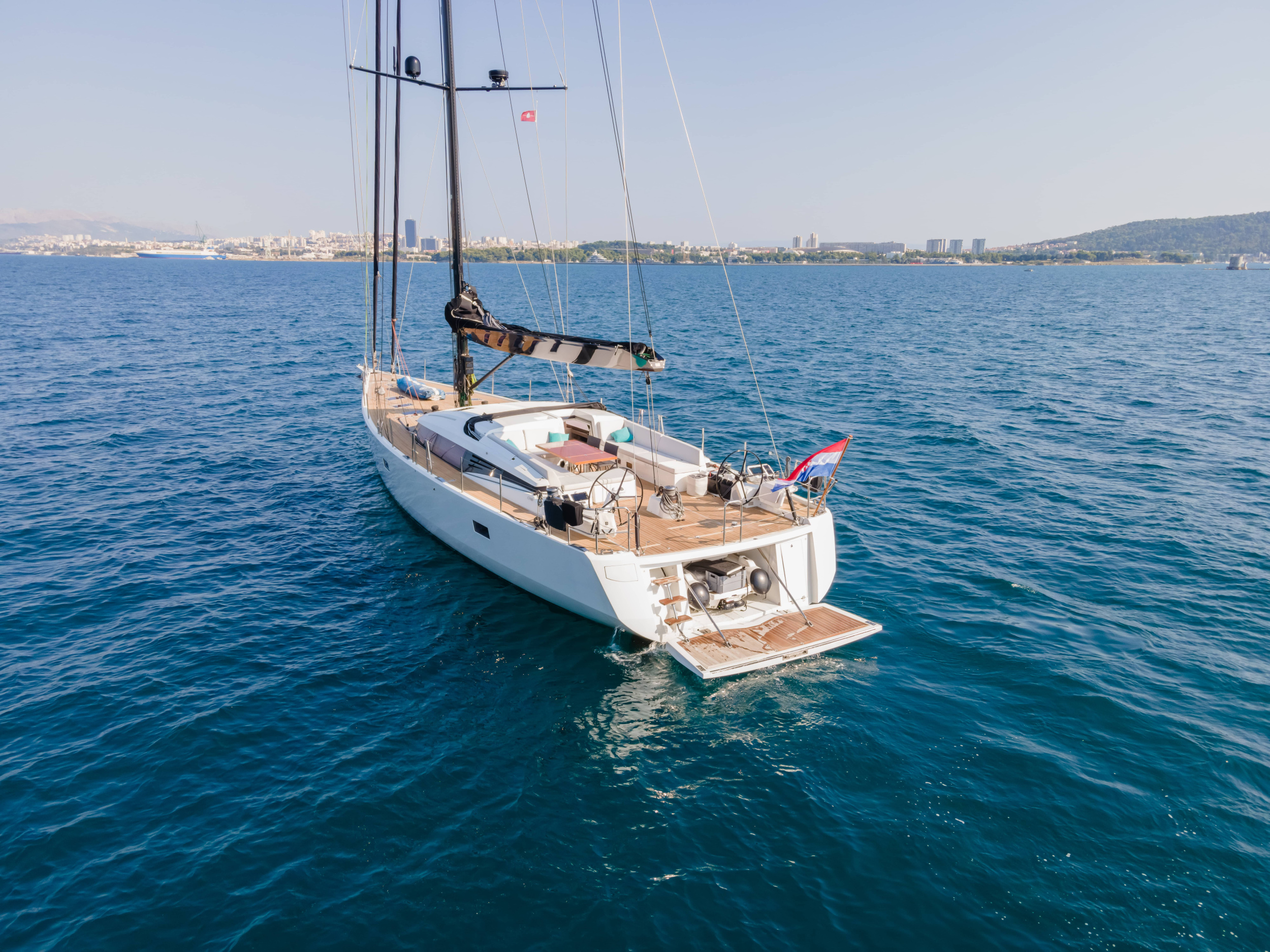 Photo #4 - CNB 76 (Bubbles) in Kastela - 40911