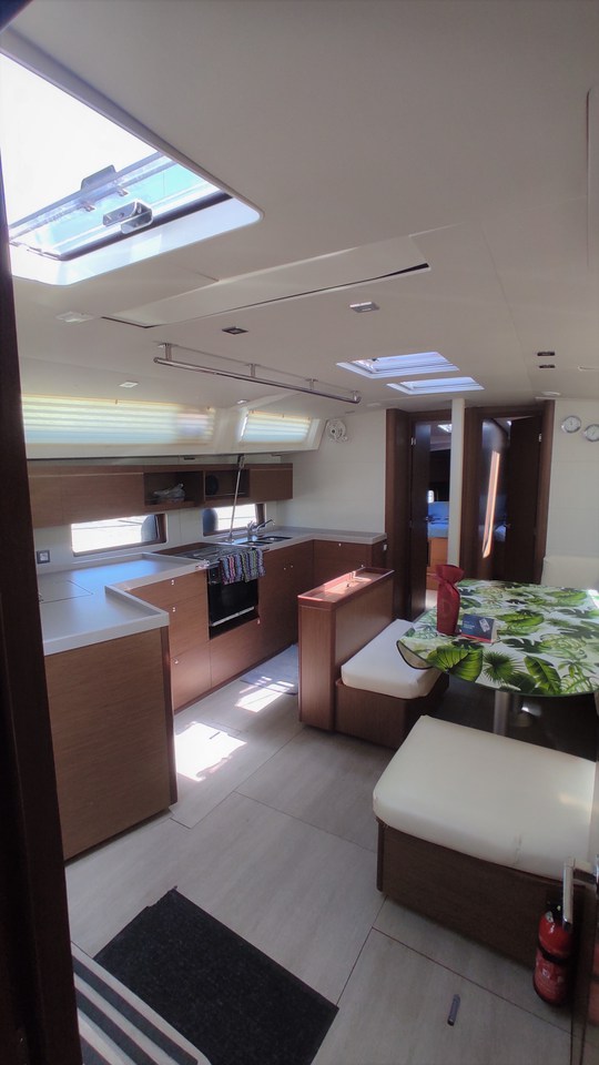 Photo #10 - Oceanis 46.1 (Namaka) in Portorosa - 40954
