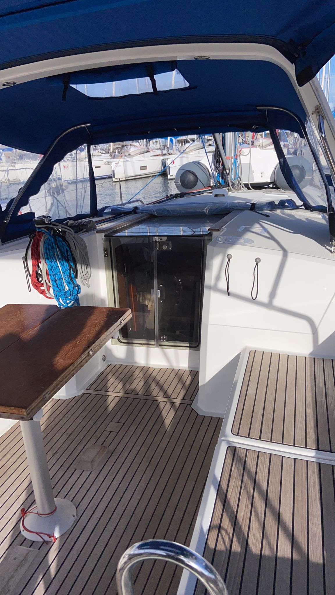 Photo #3 - Oceanis 38.1 (Jasmine) en Procida - 40963