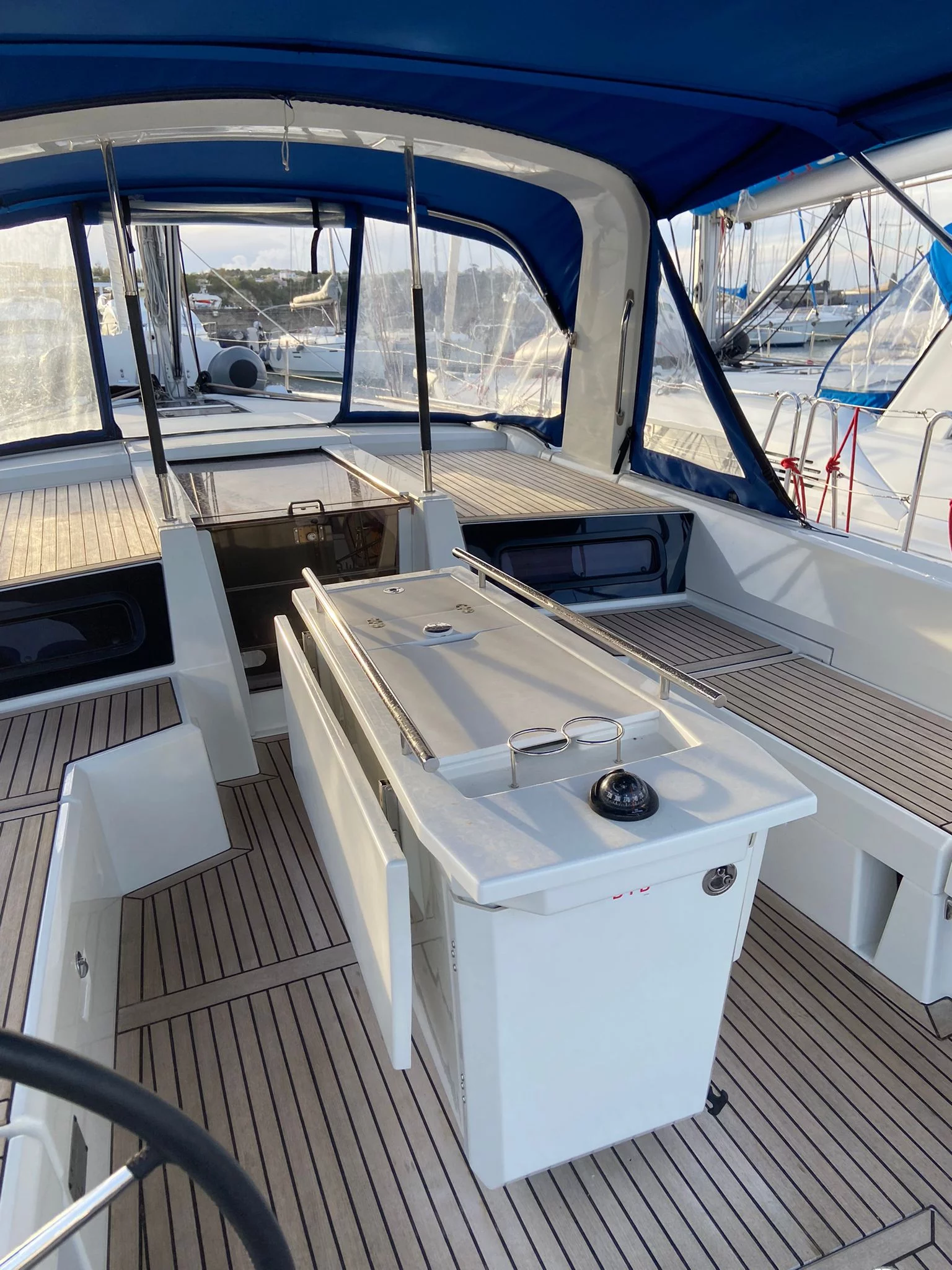 Oceanis 46.1 (Valvento)  - 6
