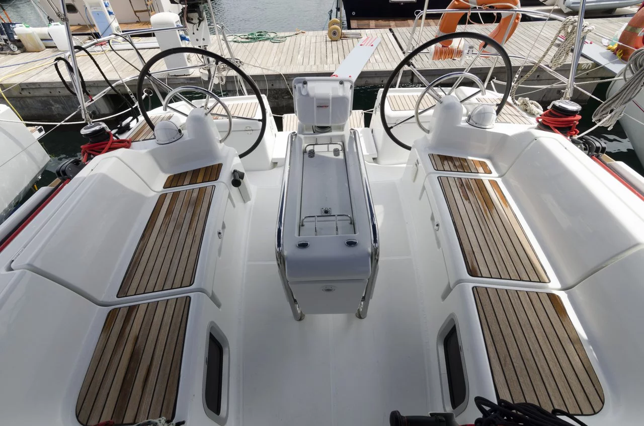 Sun Odyssey 409 (Cecile)  - 4